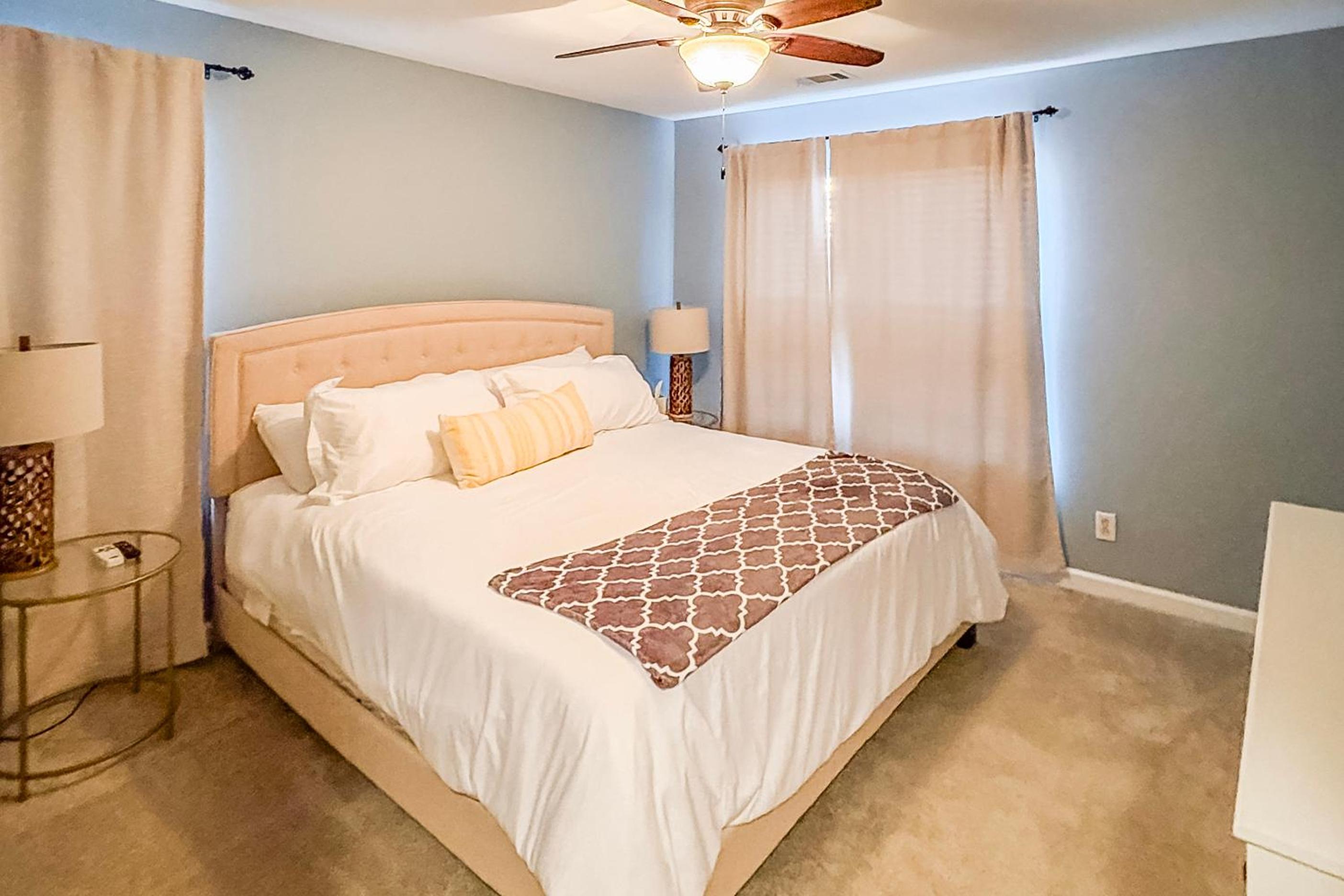 Waterfront condo at Harbor Landing G02 - Relax in BEAUTIFUL Ocean Springs
