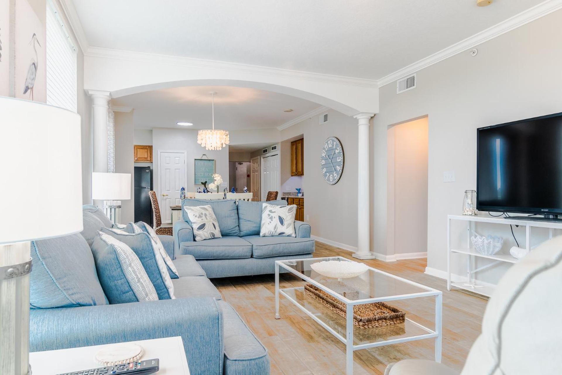 Spacious Beachview End Unit in Legacy Tower 1-508 - 3 bedroom 3 bath condo