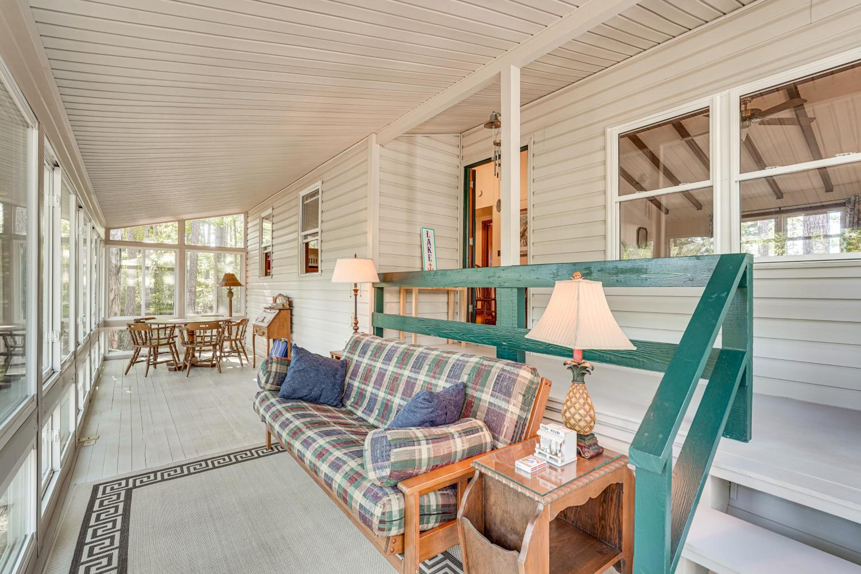 Clarks Hill Lake Retreat! Waterfront Home with Dock