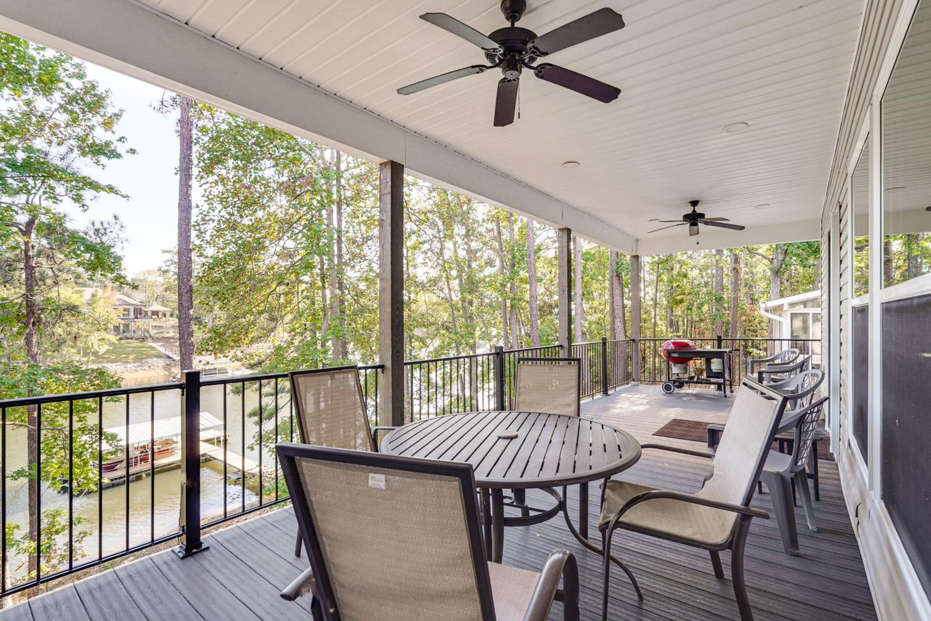 Clarks Hill Lake Retreat! Waterfront Home with Dock