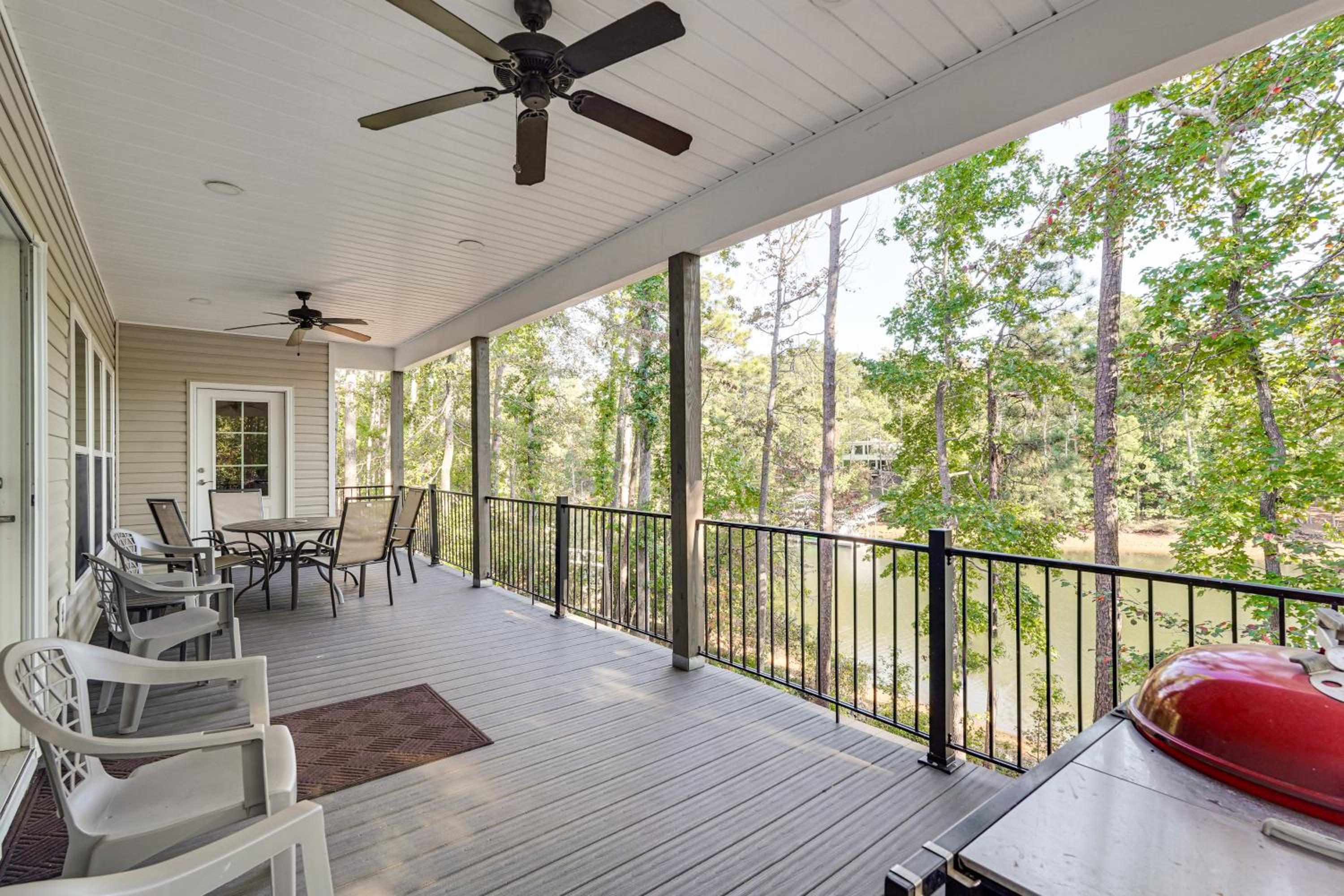 Clarks Hill Lake Retreat! Waterfront Home with Dock