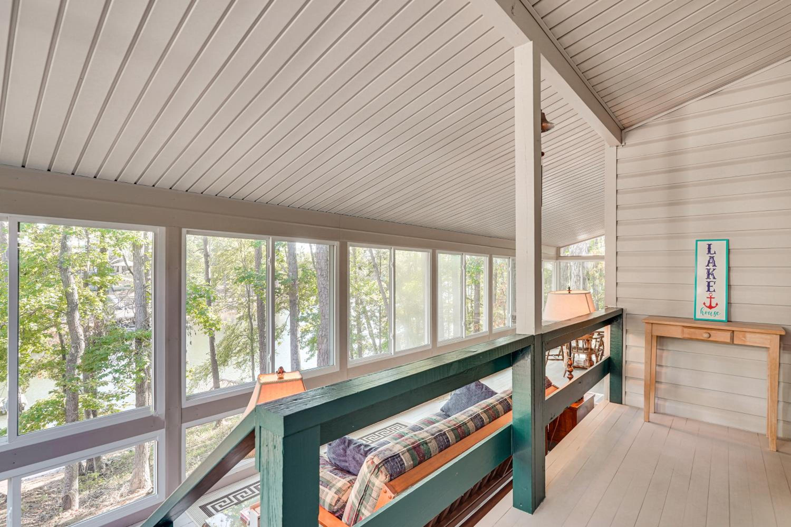 Clarks Hill Lake Retreat! Waterfront Home with Dock