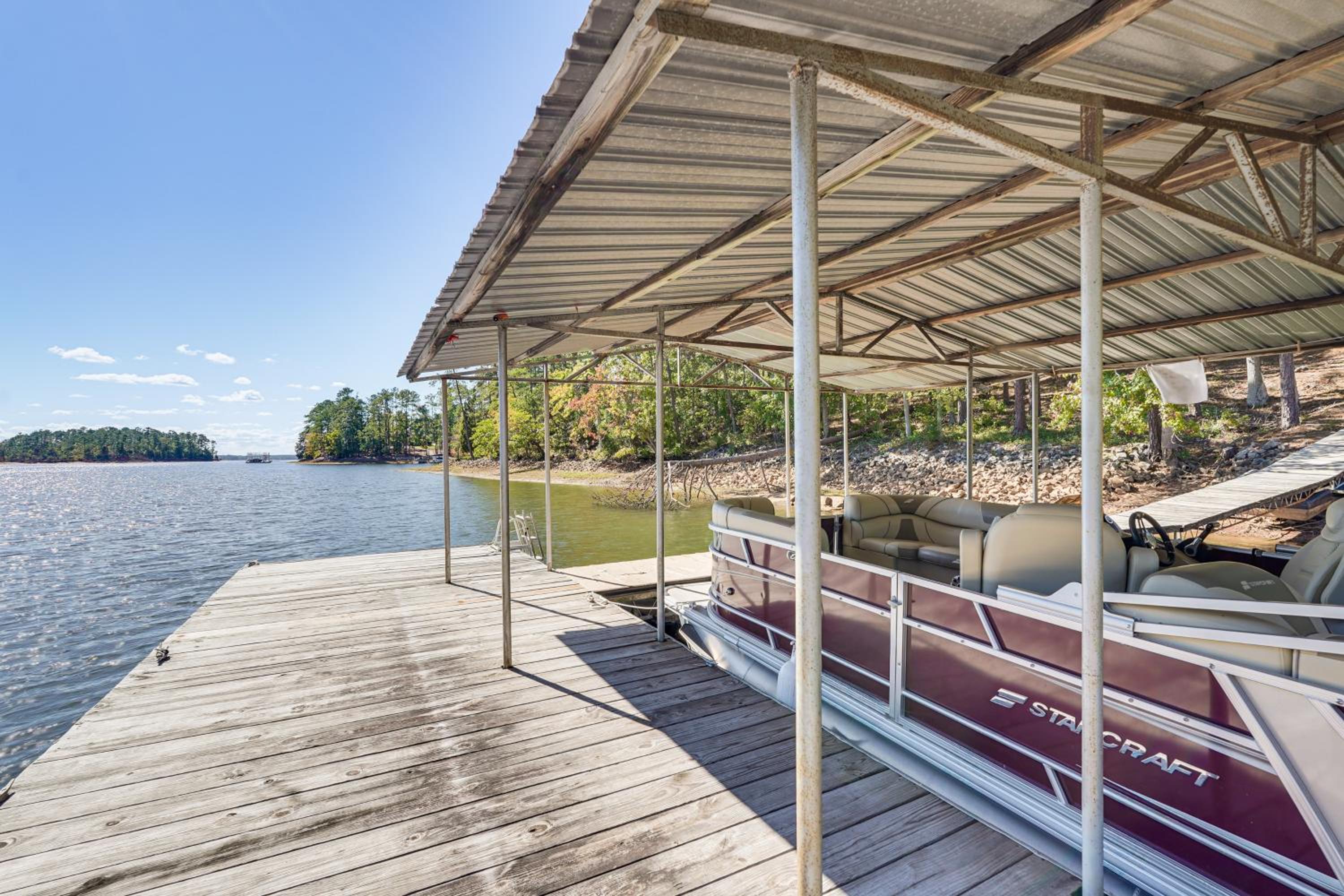 Clarks Hill Lake Retreat! Waterfront Home with Dock