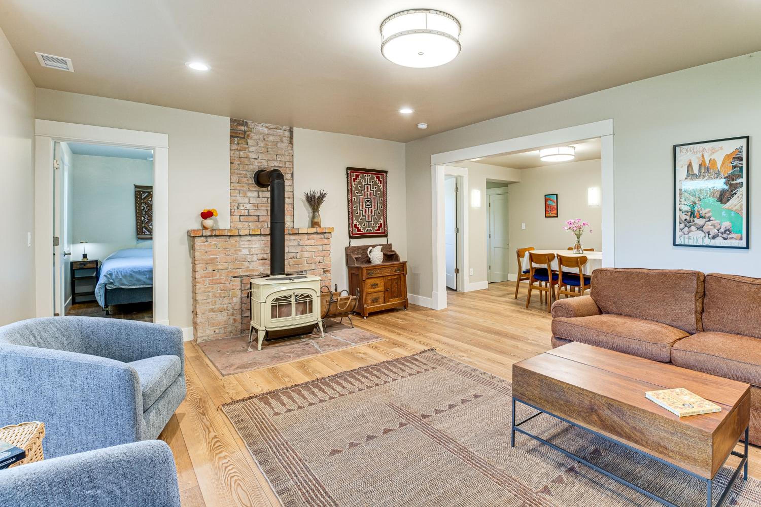 Off the Rails in Palisade Wine Country Retreat!