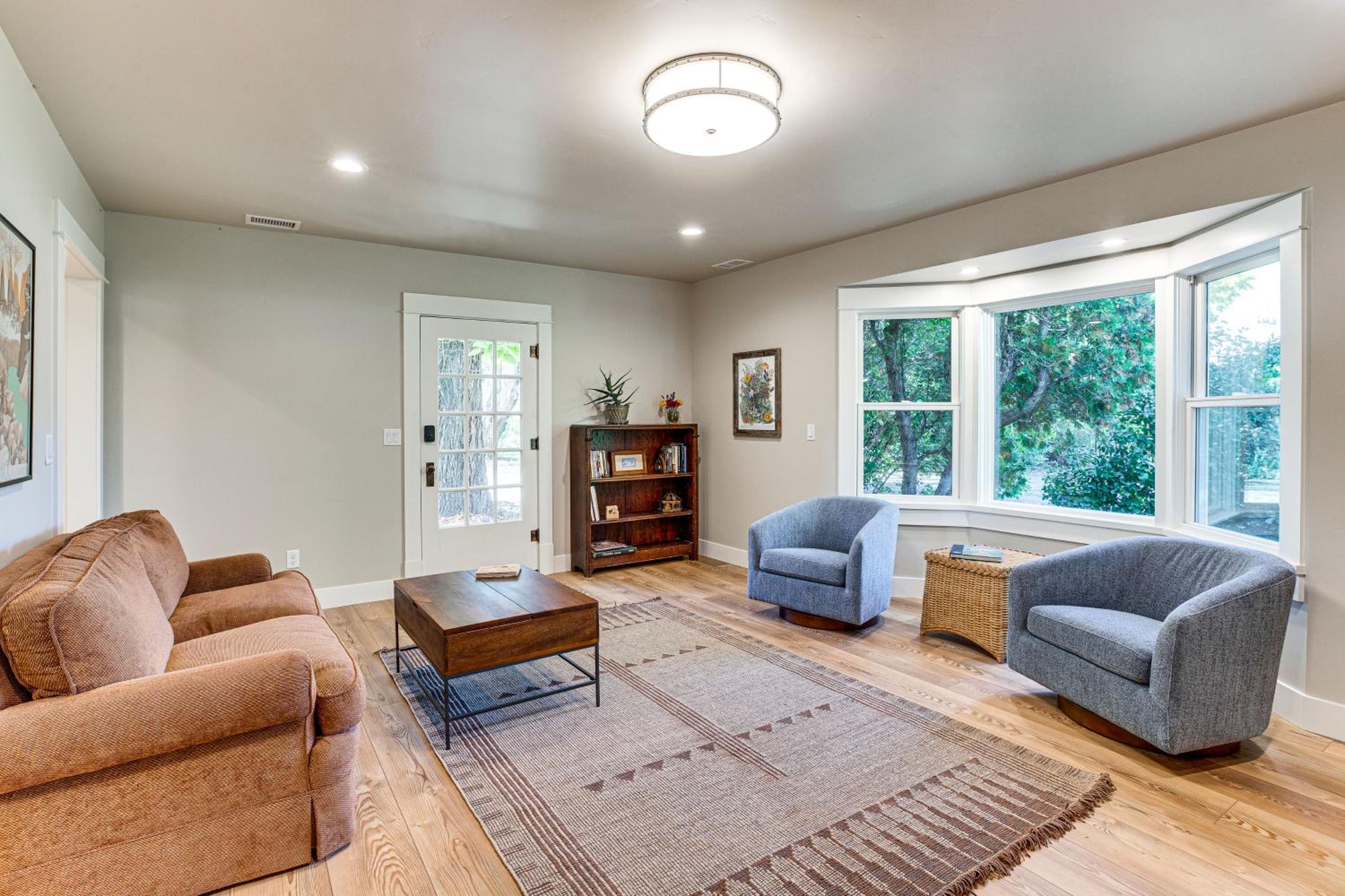 Off the Rails in Palisade Wine Country Retreat!