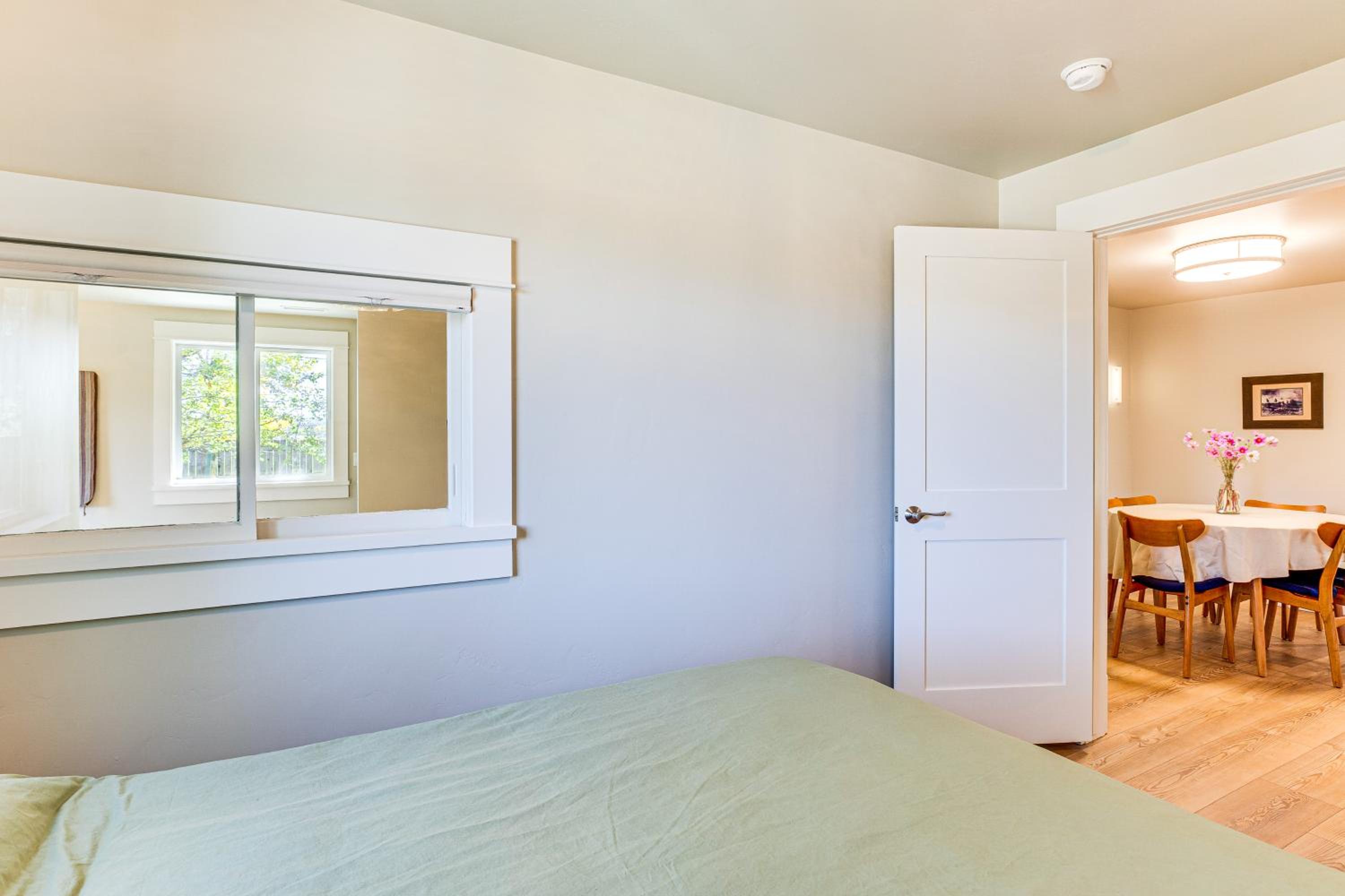 Off the Rails in Palisade Wine Country Retreat!