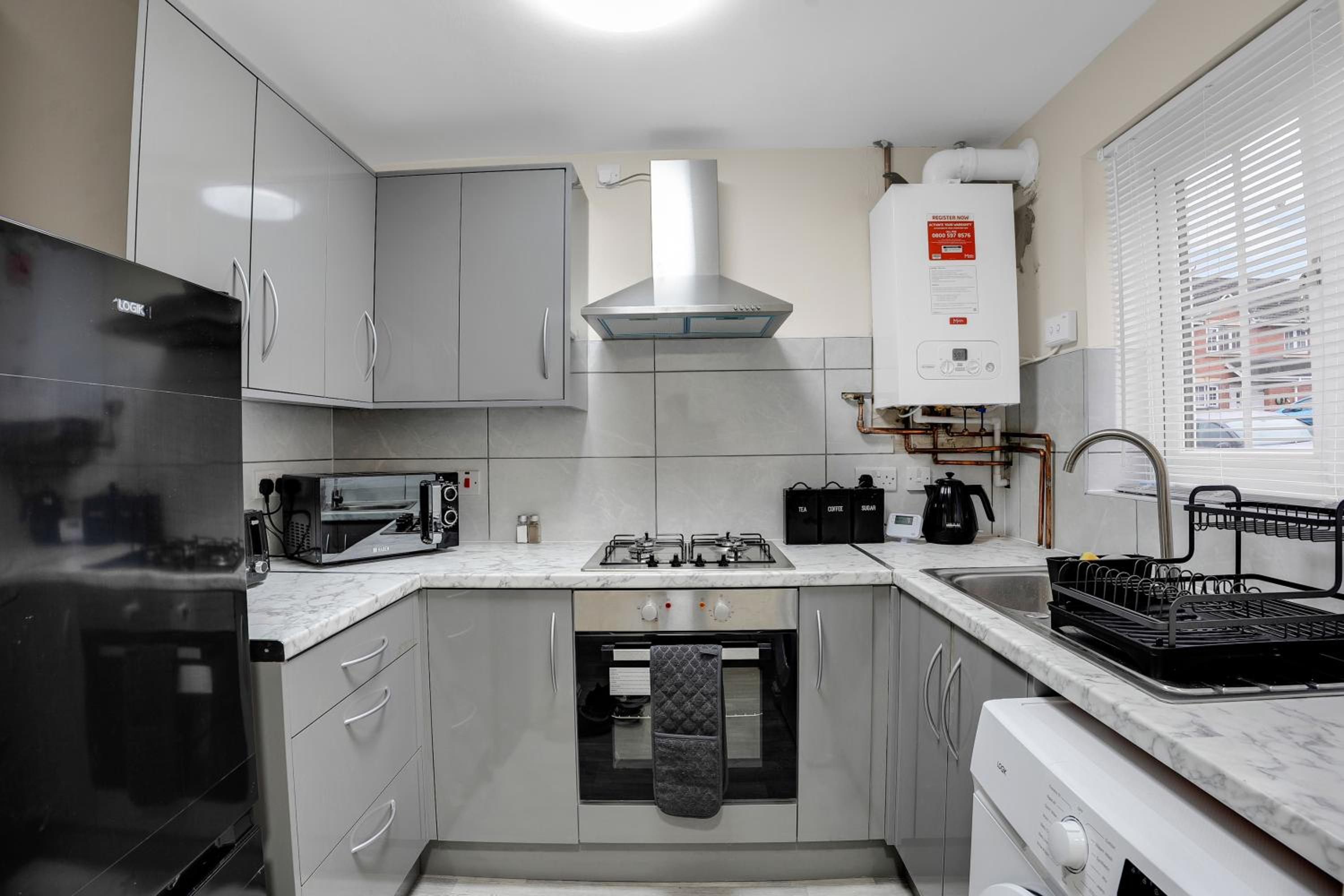 Luxury 2-Bedroom Home 10 Minutes from Birmingham City Centre