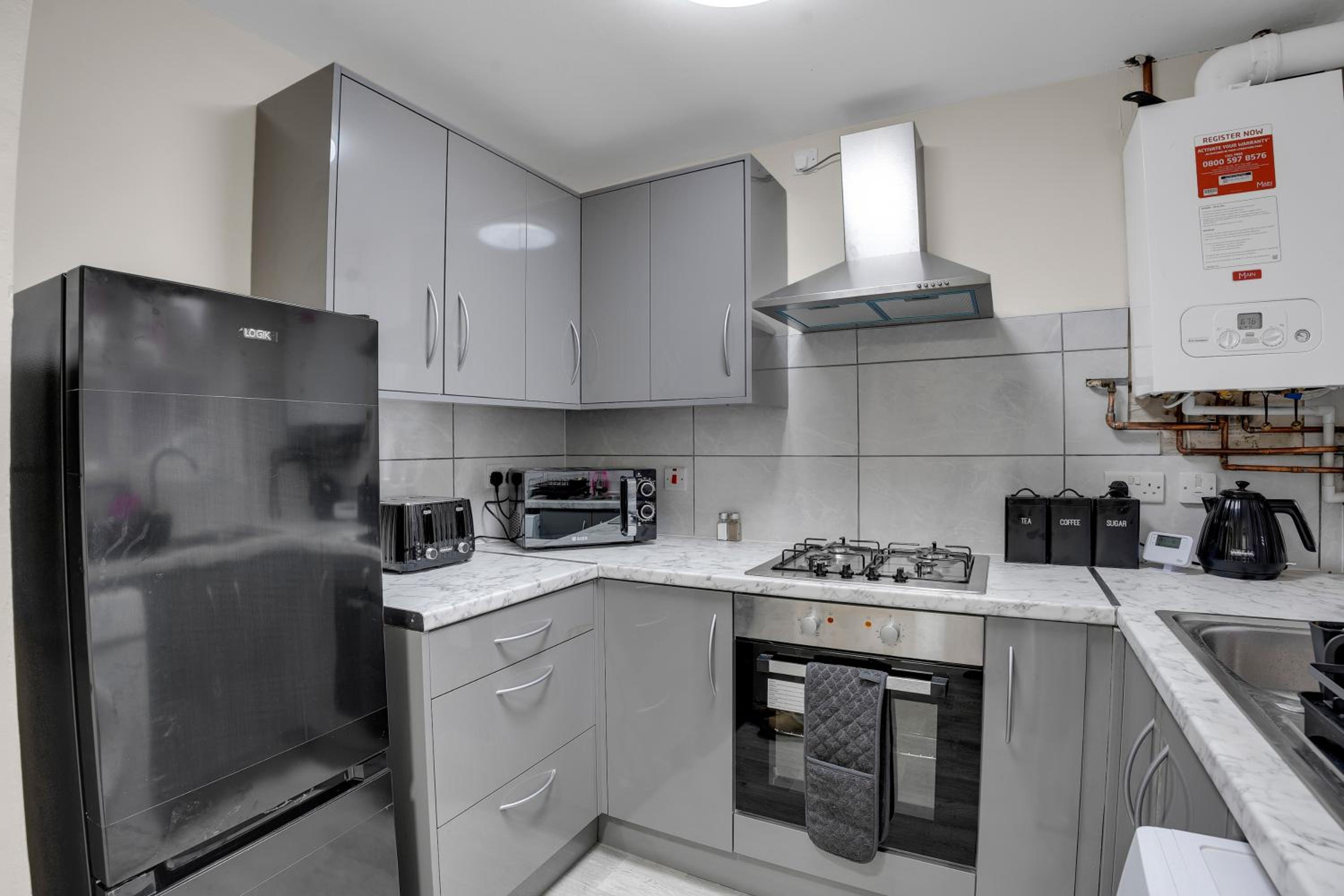 Luxury 2-Bedroom Home 10 Minutes from Birmingham City Centre