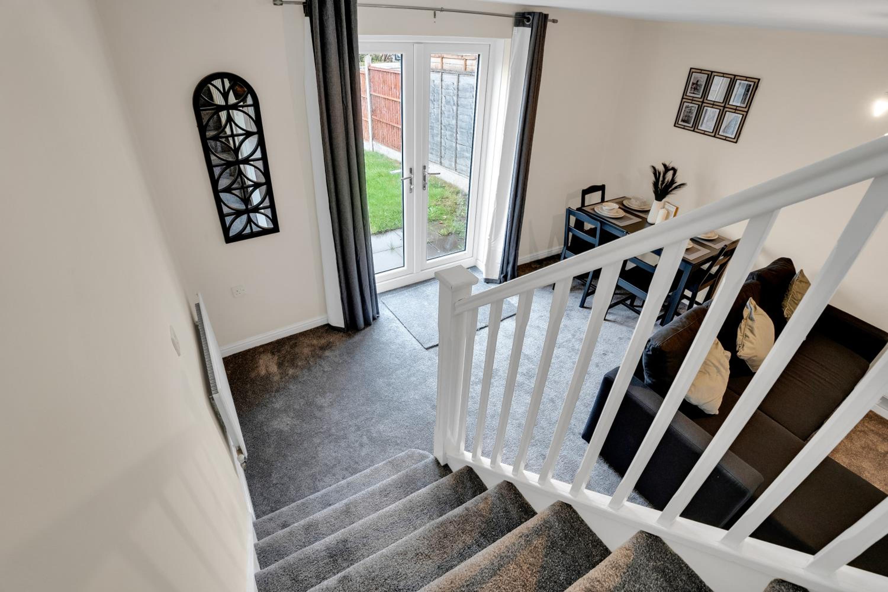 Luxury 2-Bedroom Home 10 Minutes from Birmingham City Centre
