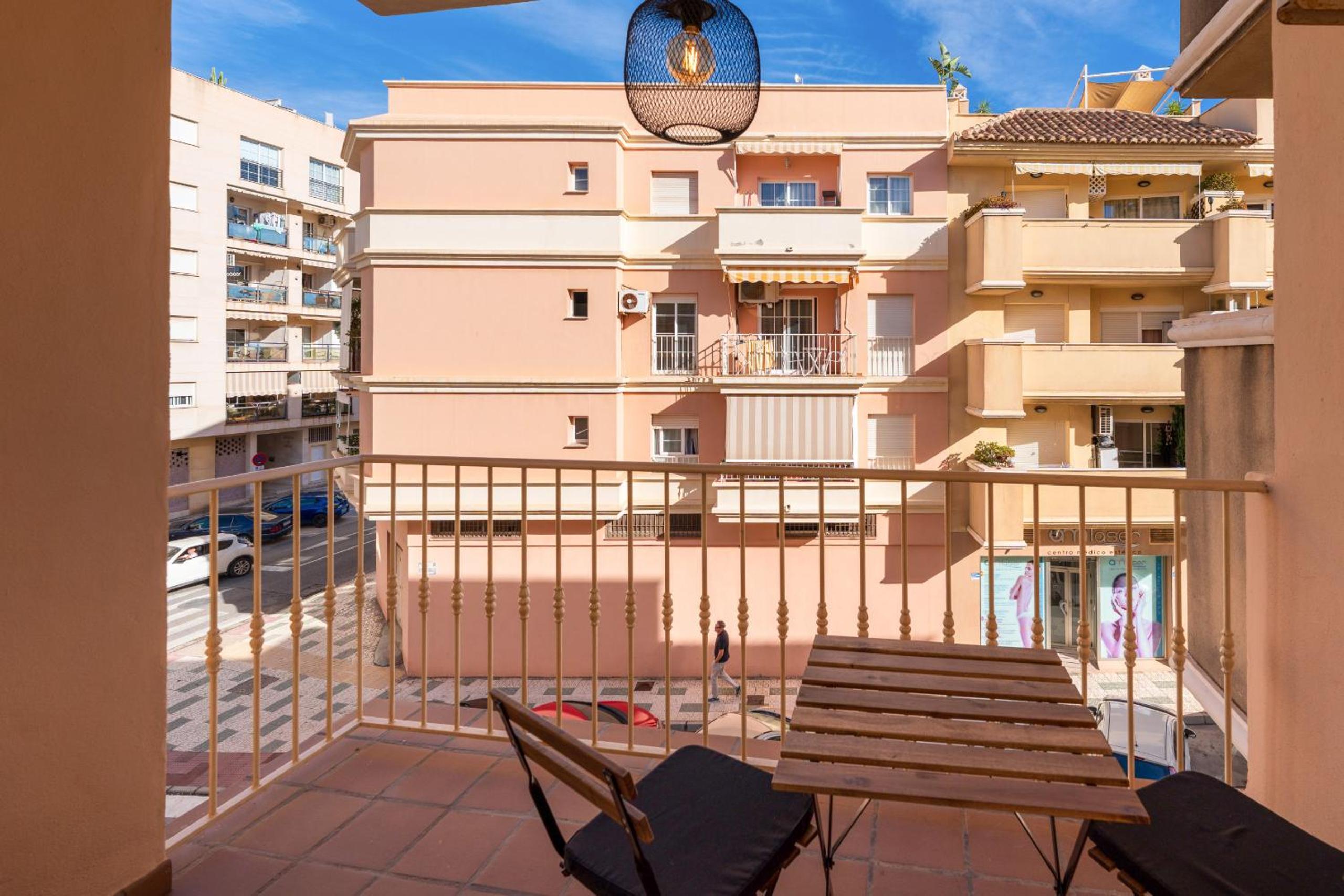 Torrecilla Urban Beach - Modern Apartment with Rooftop Pool