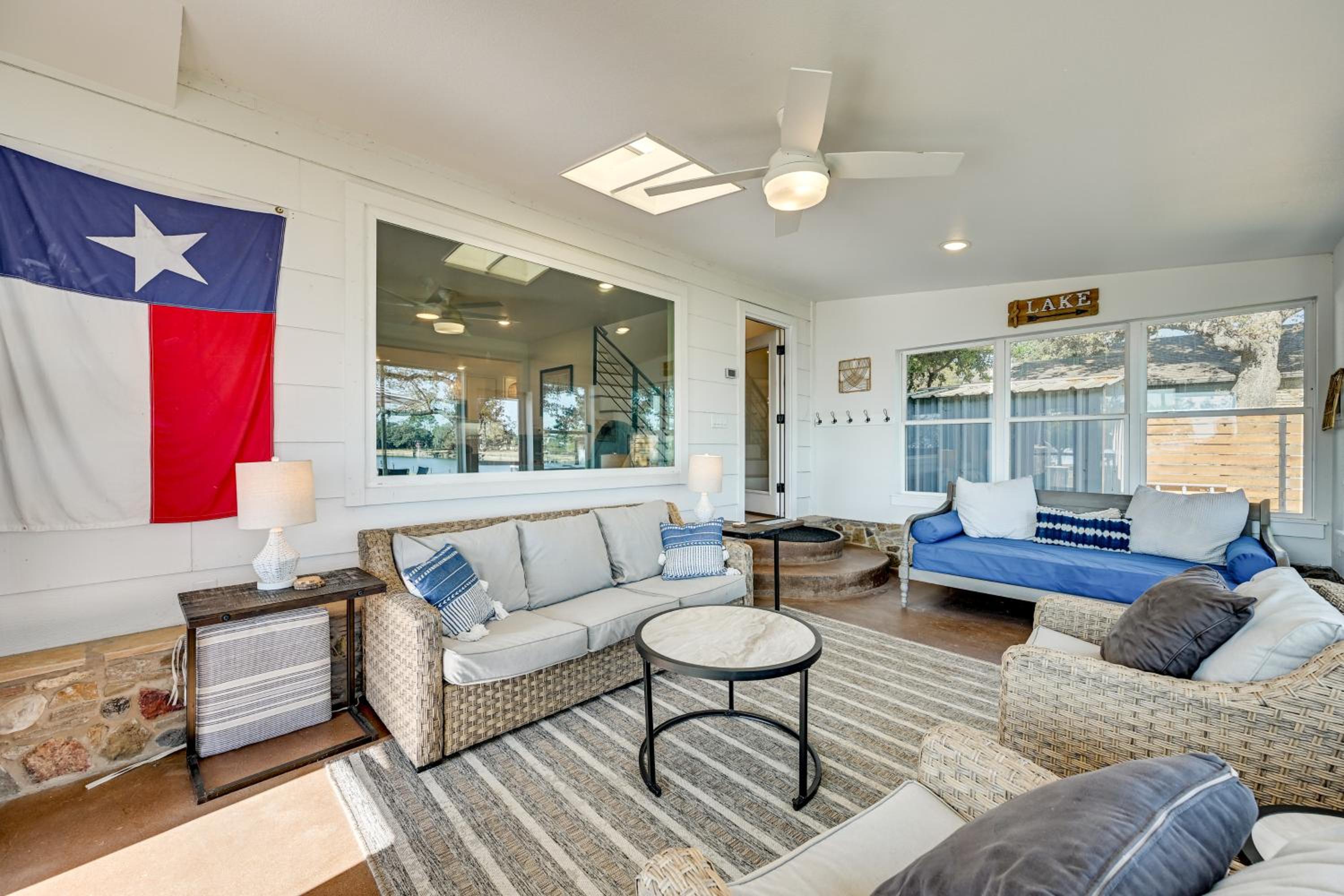 Modern, Spacious! Lake Buchanan Retreat with Hot Tub