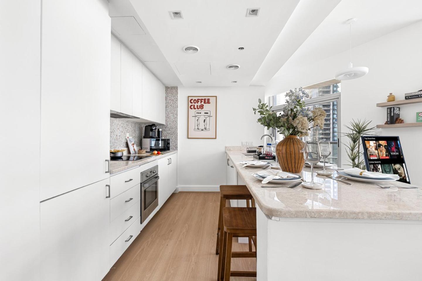 High-Floor 2BR in Dubai Marina with Balcony