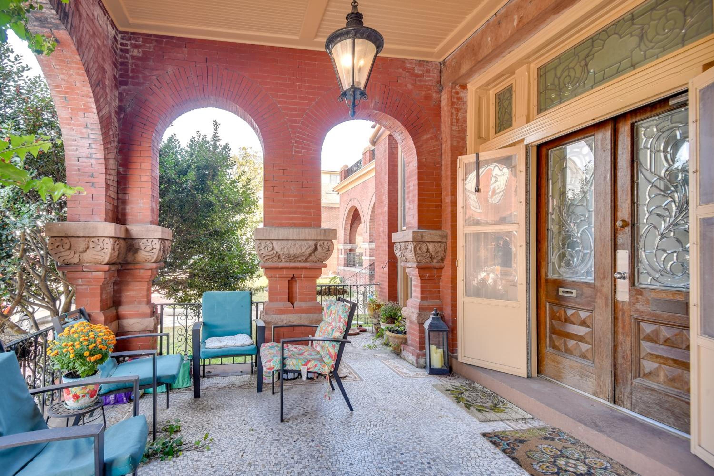 Steps to Elizabeth River and Dtwn! Portsmouth Condo