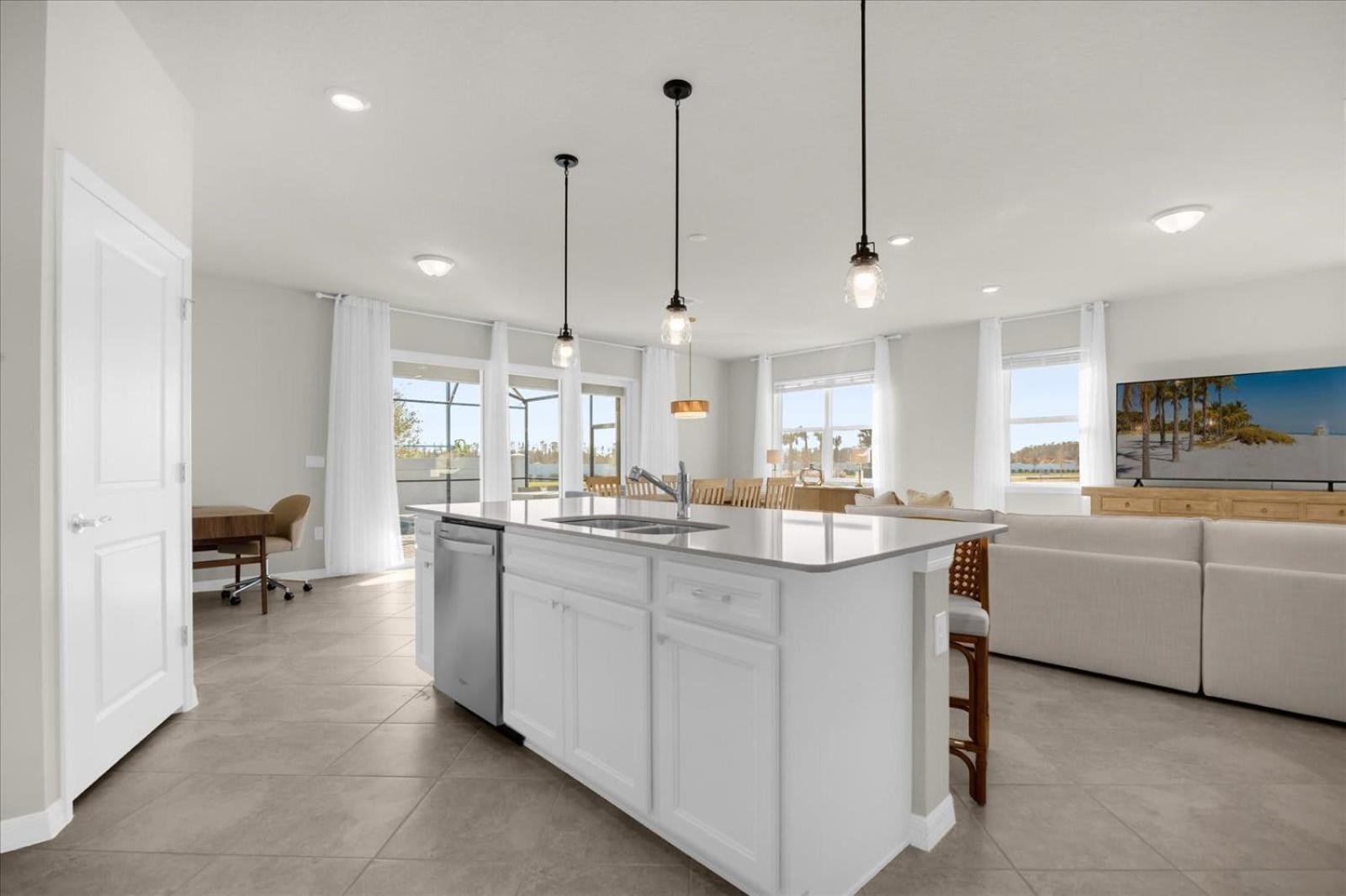 Elegant 6BR Home Perfect for Families