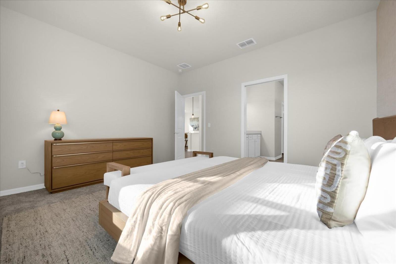 Elegant 6BR Home Perfect for Families