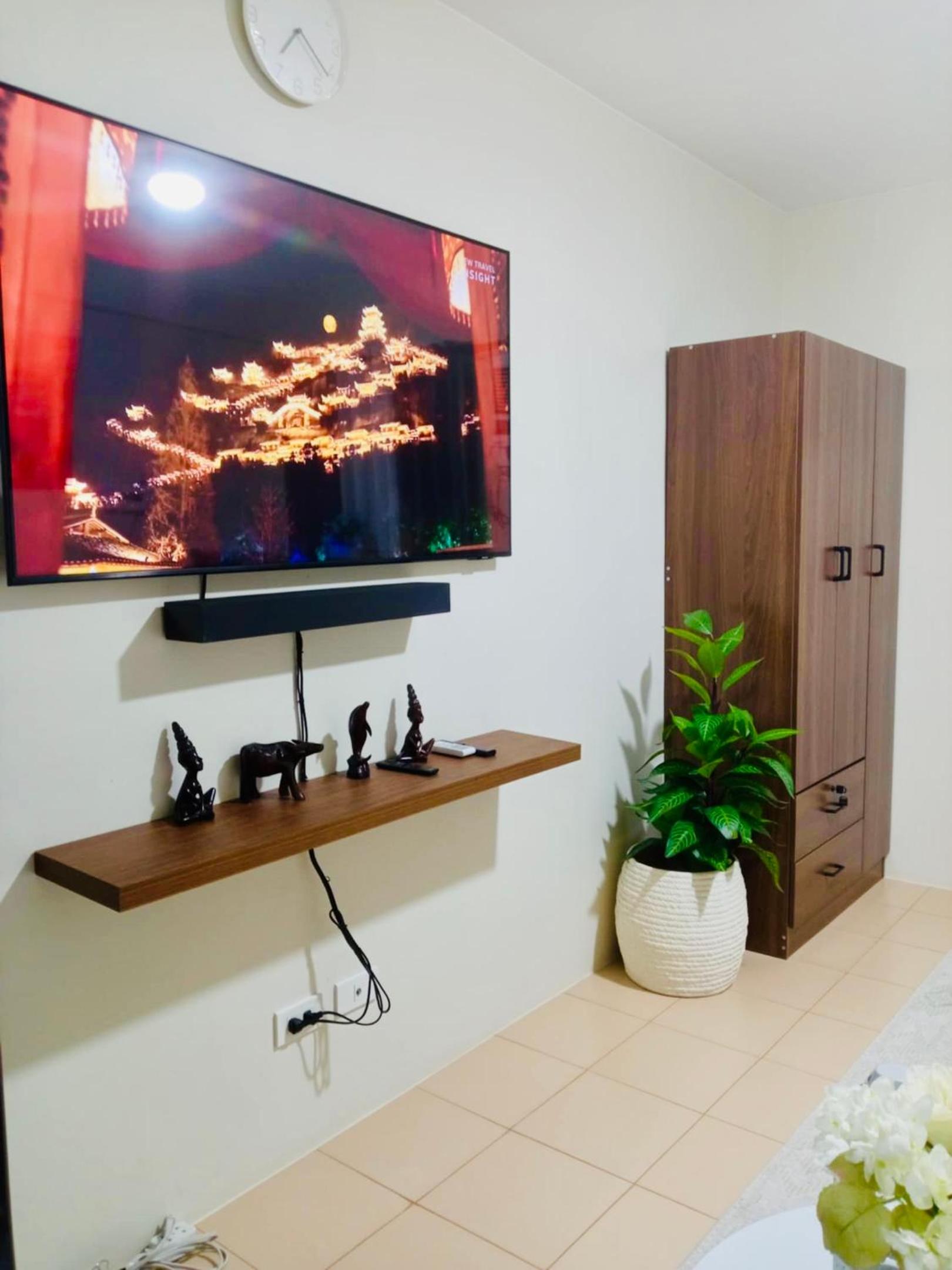 Norman Condominium Unit Rental Sea View