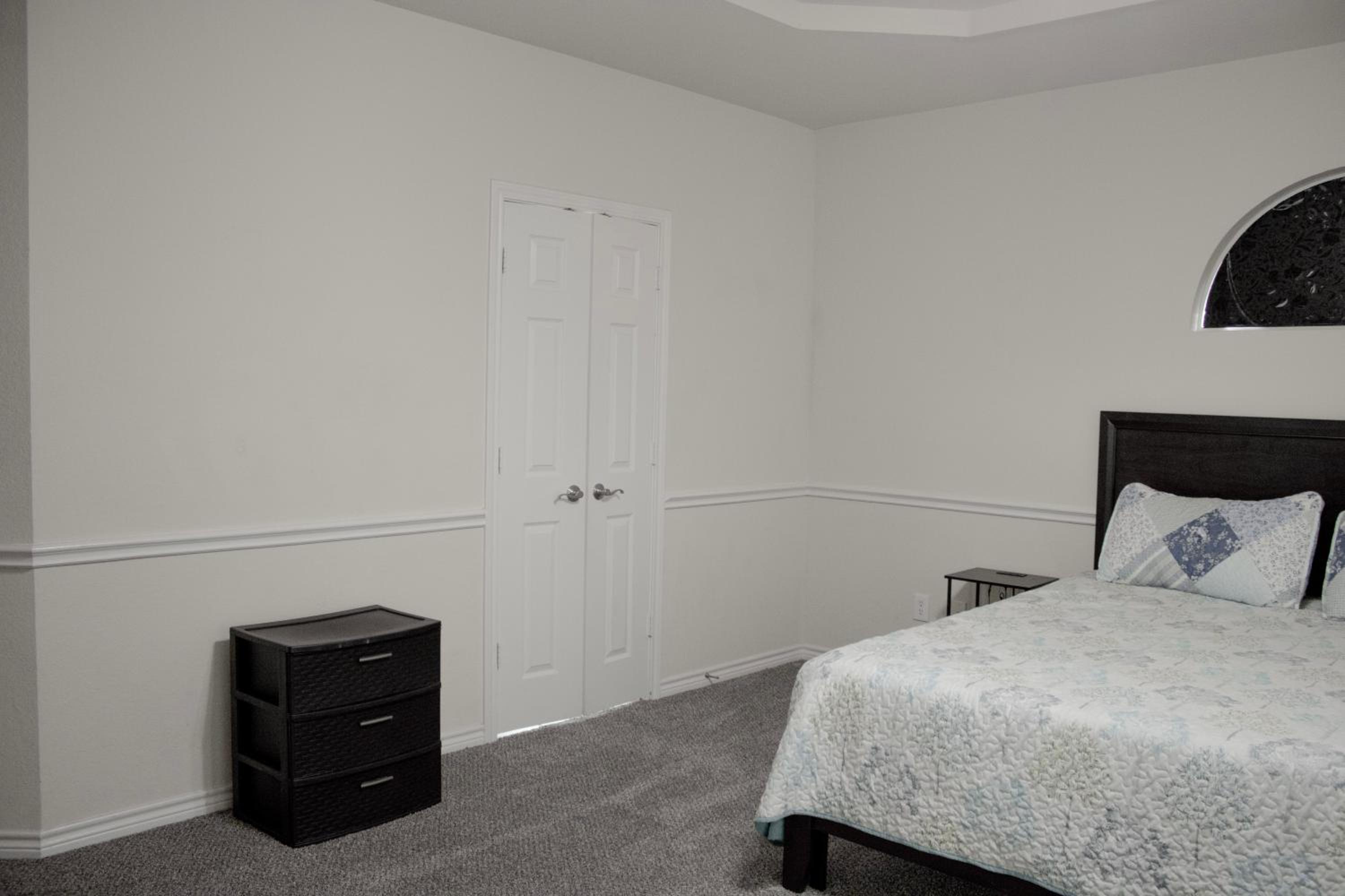 Spacious 4200 sqft - 6 bdrms 4 bath - Gym - Pets OK Near PGA - Universal KIDS - Star Frisco