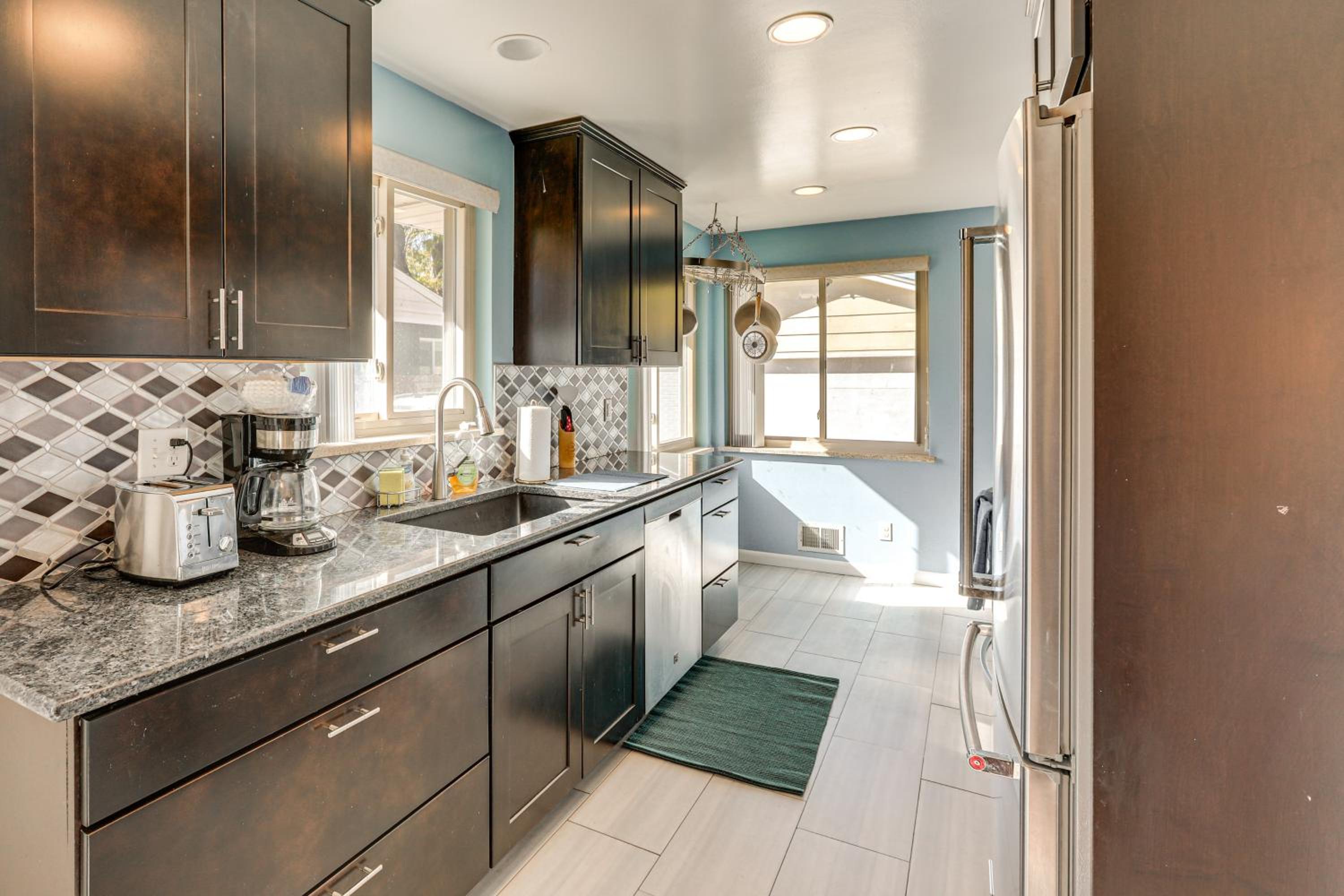 Prime Belmar Access! Updated Unit with Office and Yard