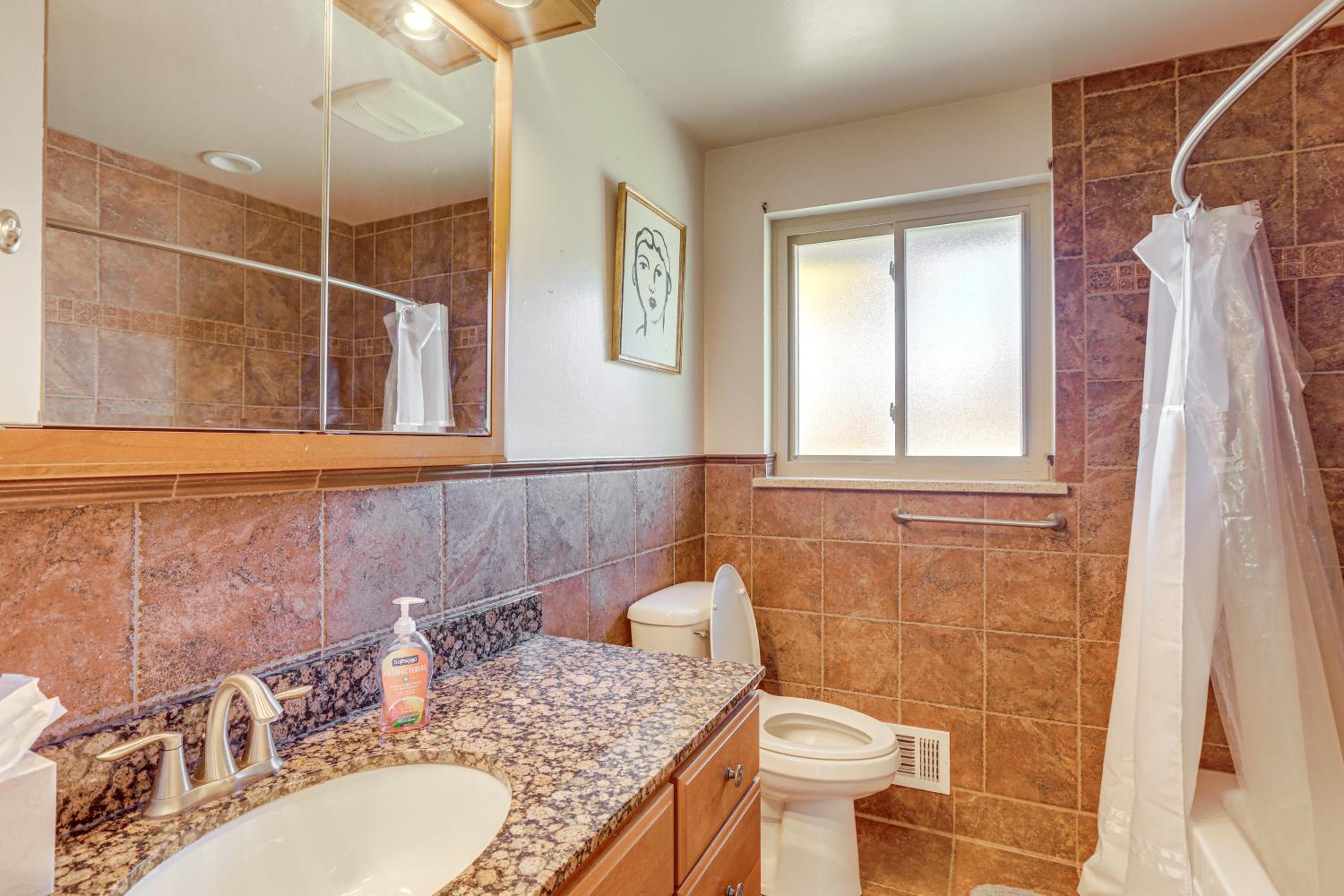 Prime Belmar Access! Updated Unit with Office and Yard