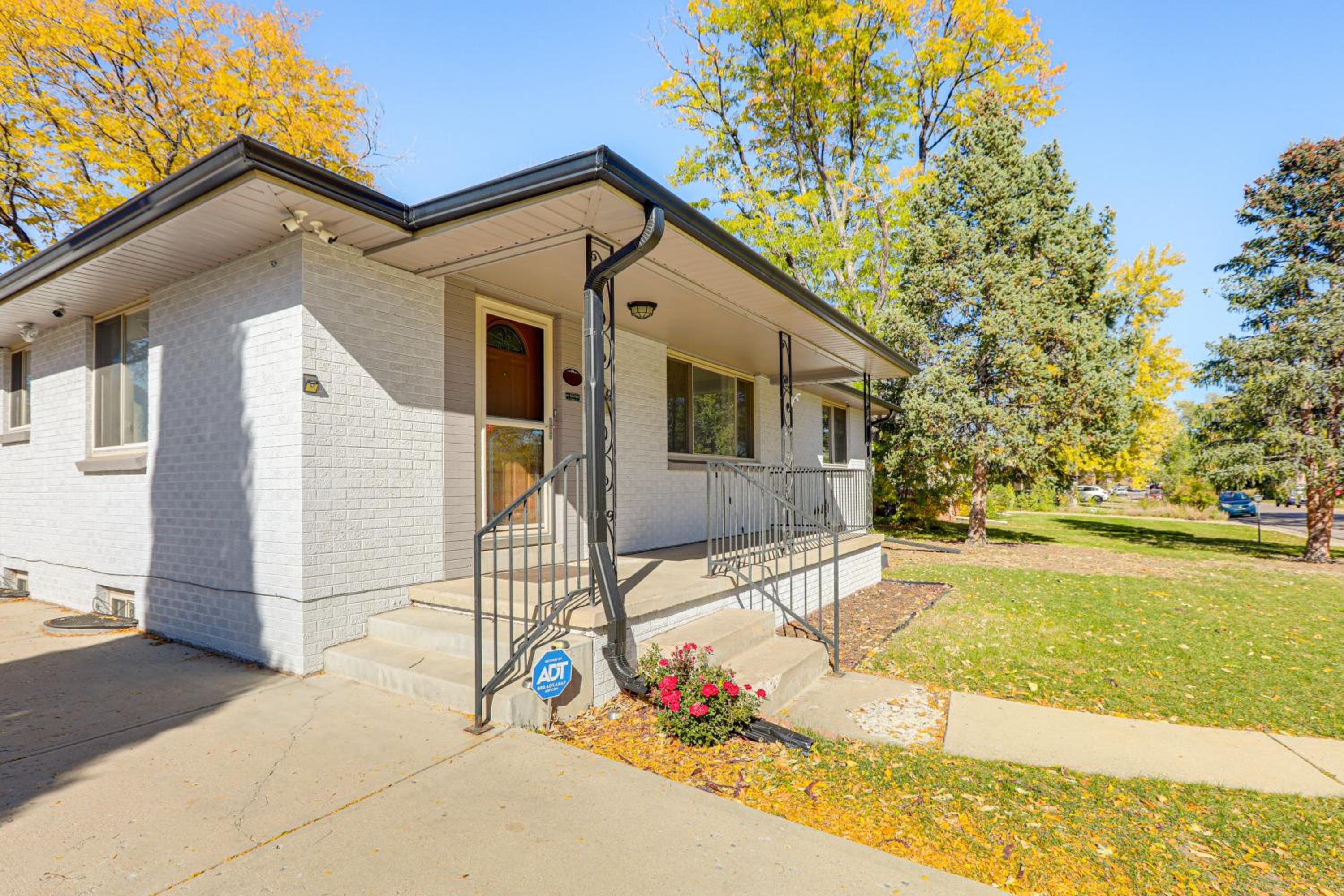 Prime Belmar Access! Updated Unit with Office and Yard