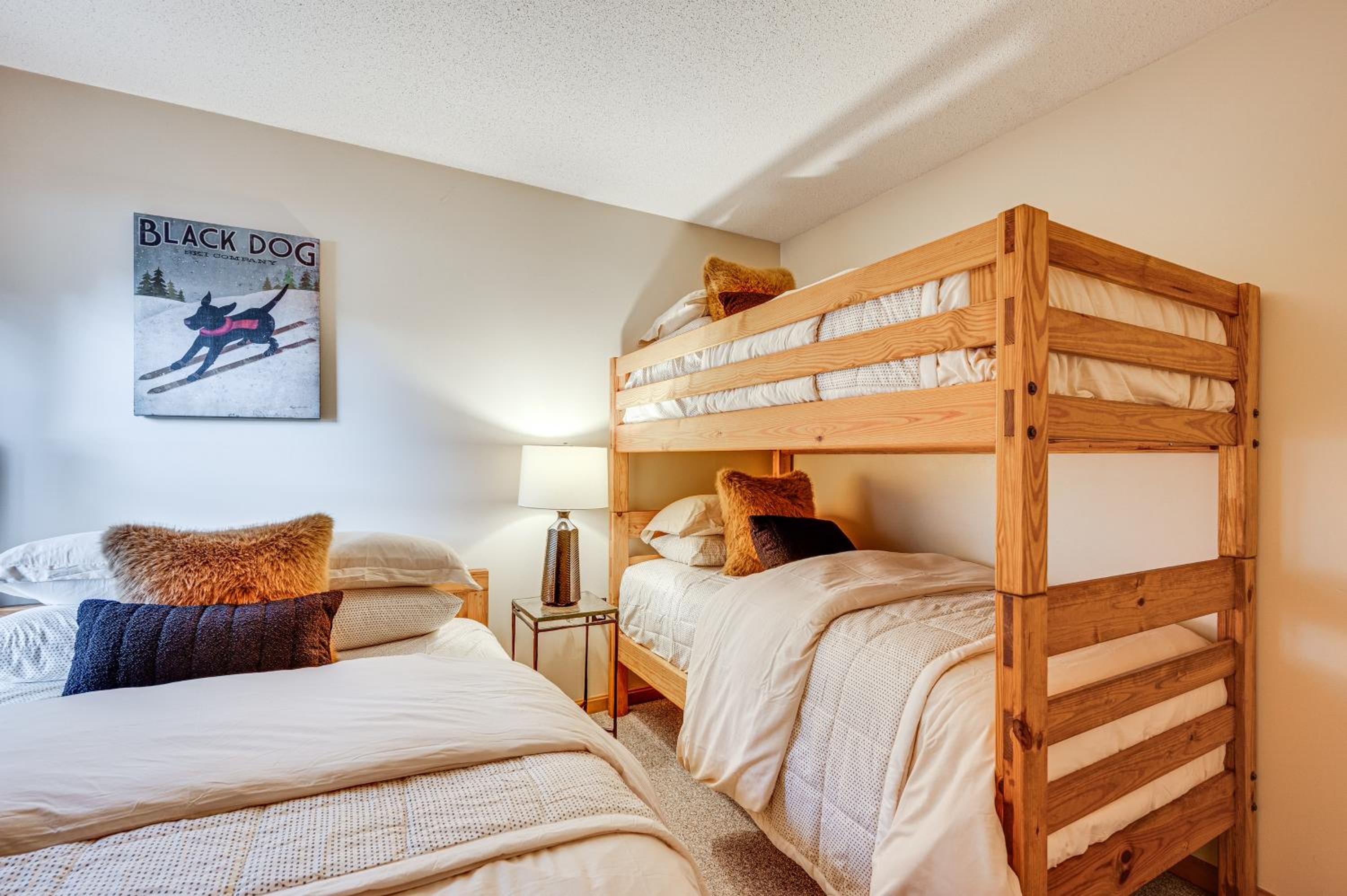 Ski, Hike and Unwind! Riverfront Getaway in Lincoln