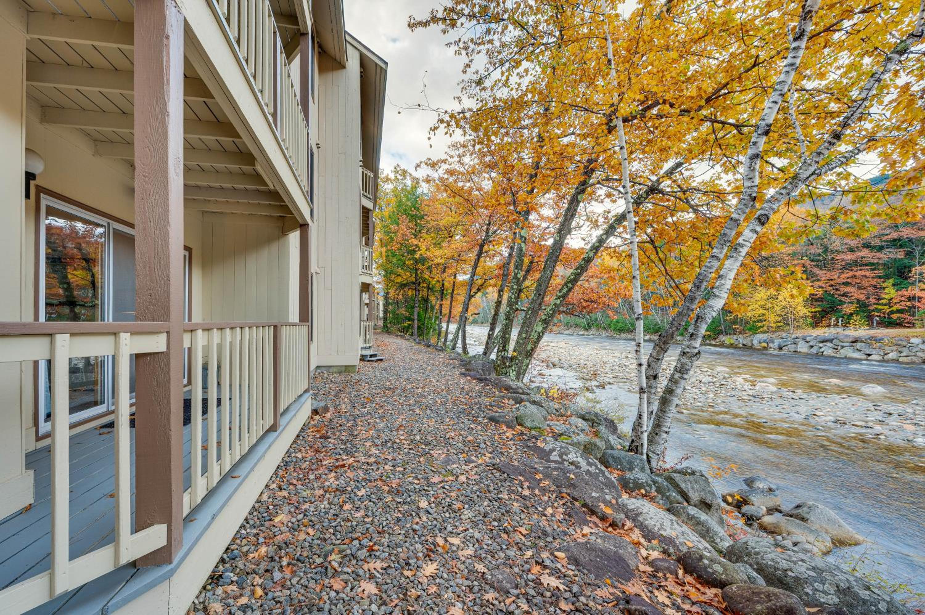 Ski, Hike and Unwind! Riverfront Getaway in Lincoln