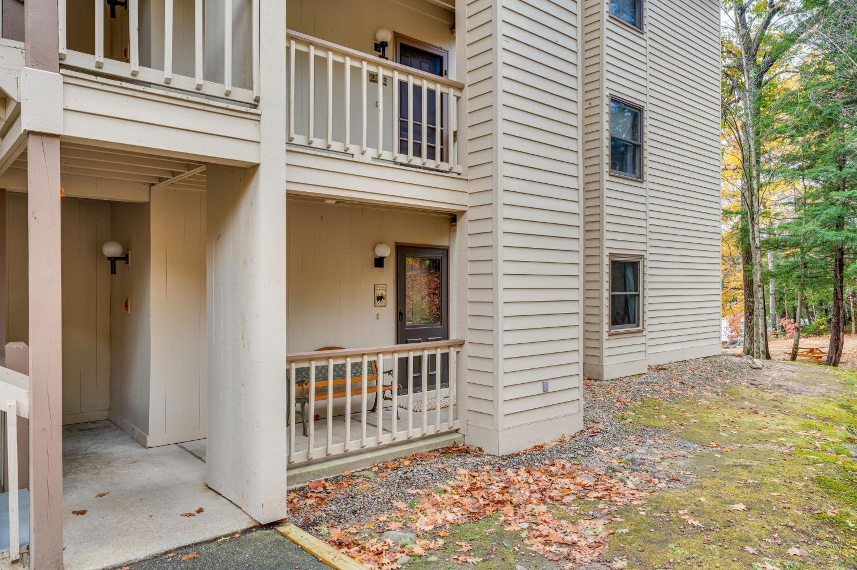 Ski, Hike and Unwind! Riverfront Getaway in Lincoln