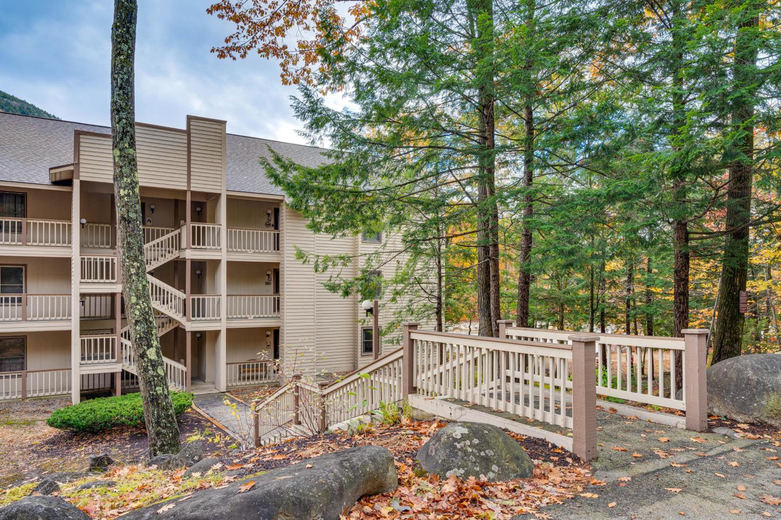 Ski, Hike and Unwind! Riverfront Getaway in Lincoln