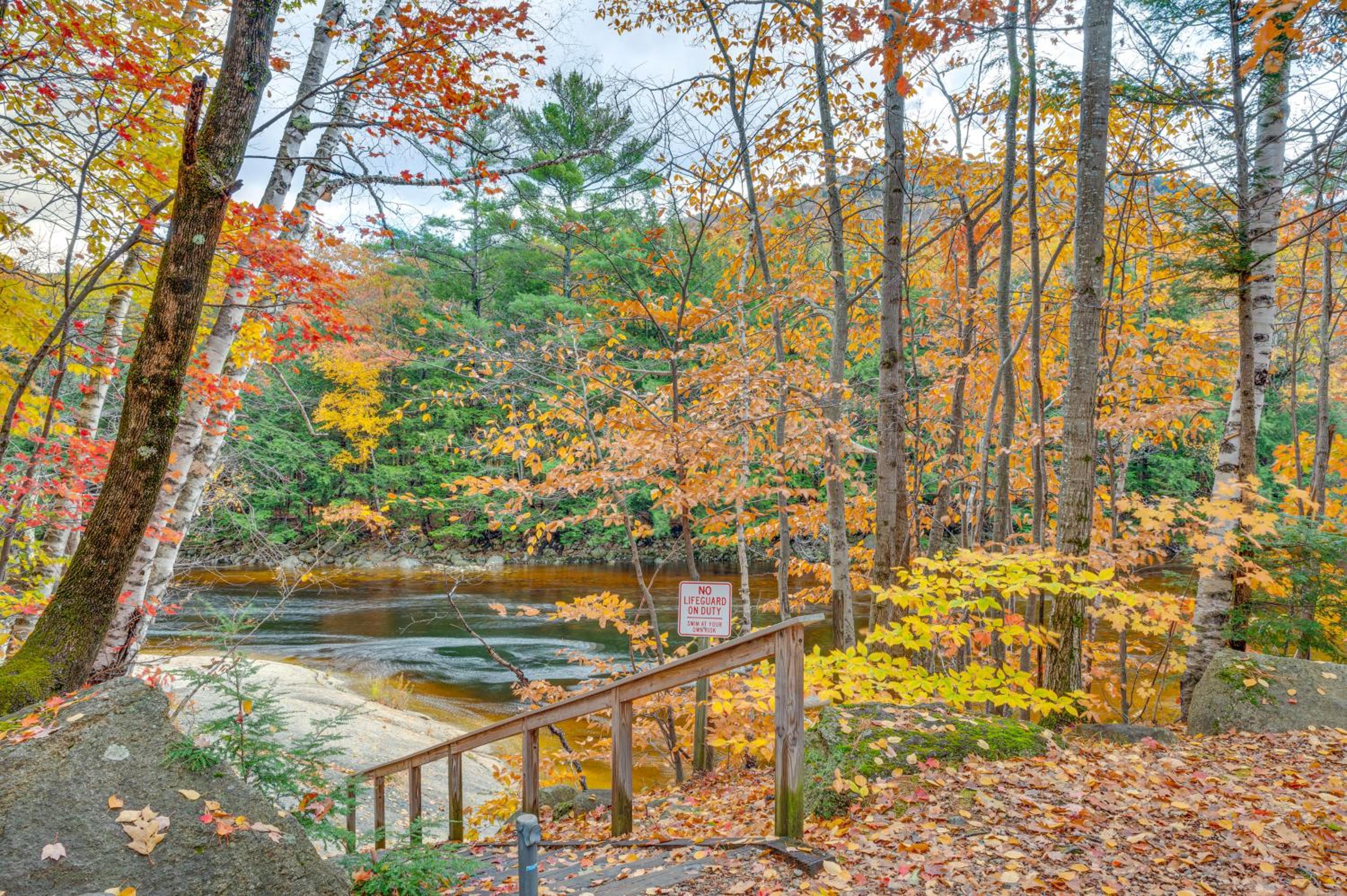 Ski, Hike and Unwind! Riverfront Getaway in Lincoln