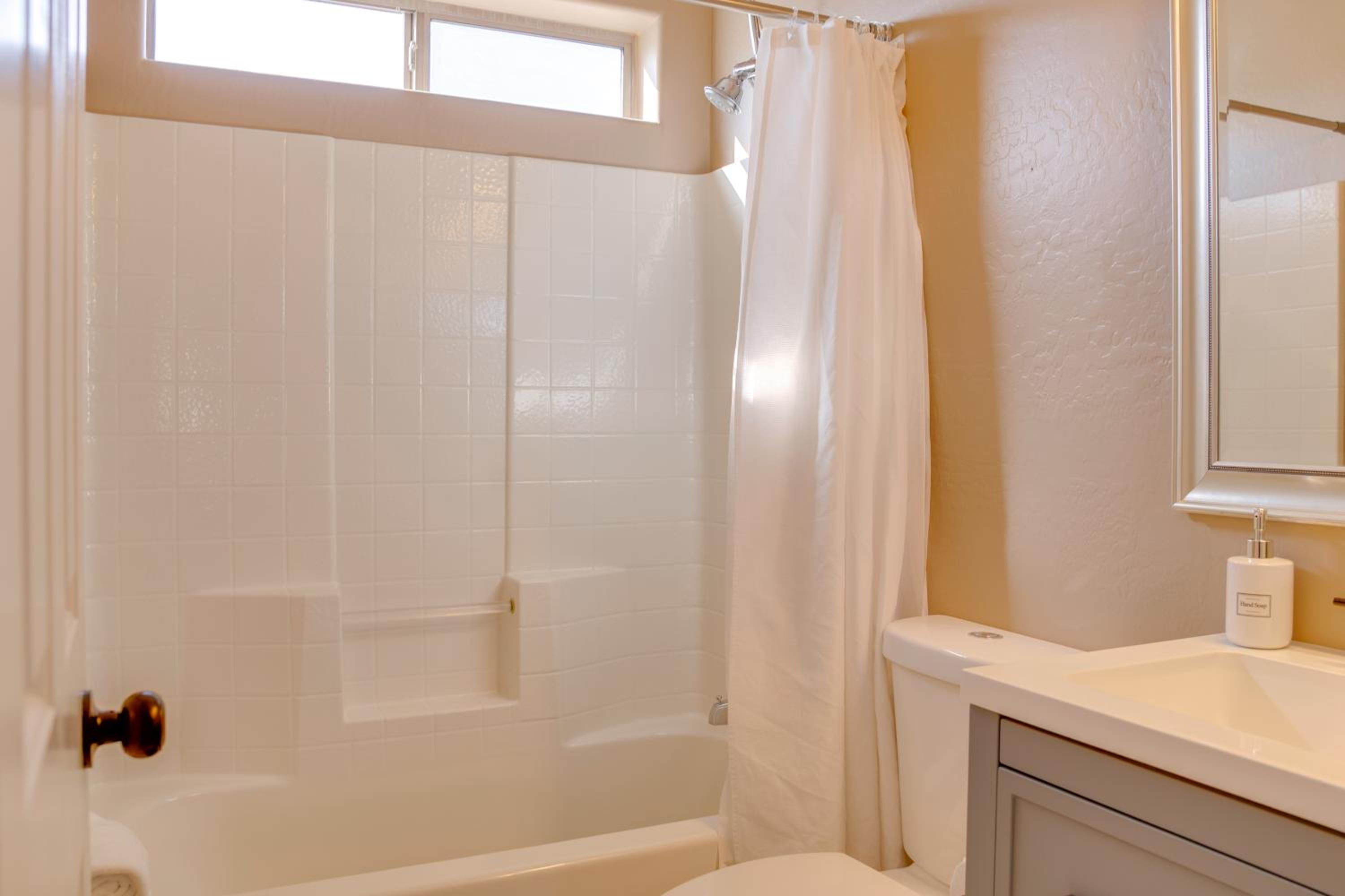 Close to Hospitals Goodyear Family Home with Pool!