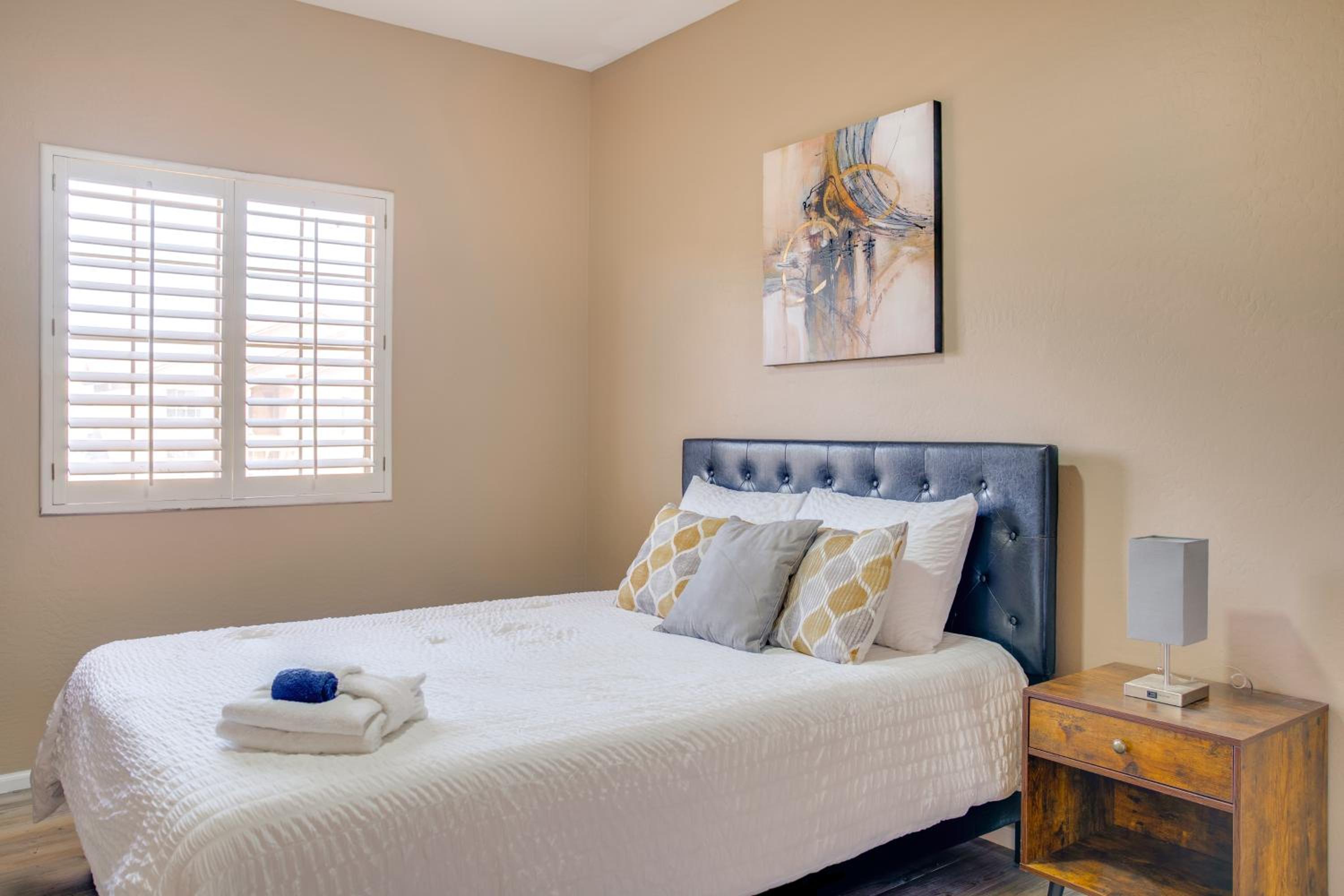 Close to Hospitals Goodyear Family Home with Pool!