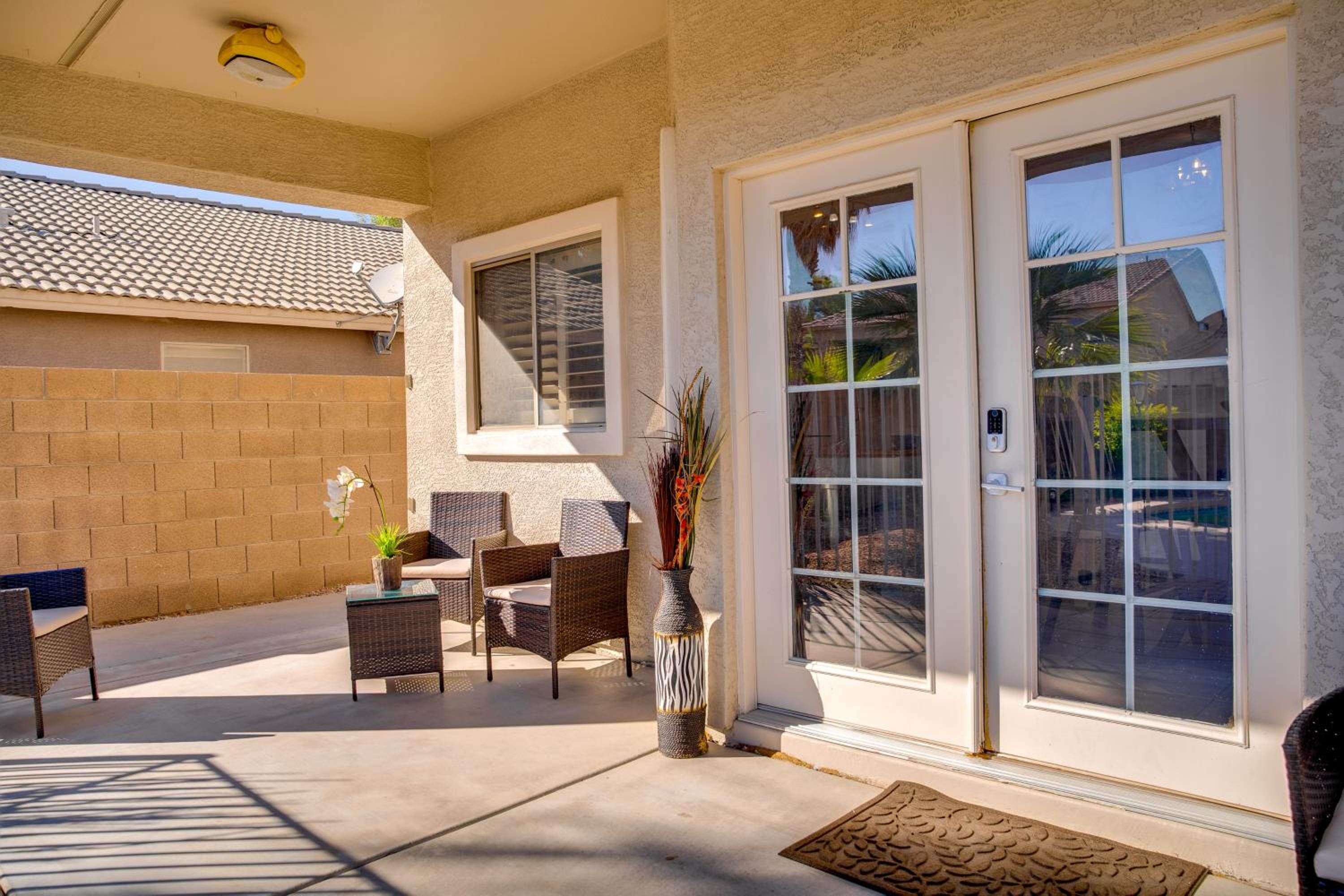 Close to Hospitals Goodyear Family Home with Pool!