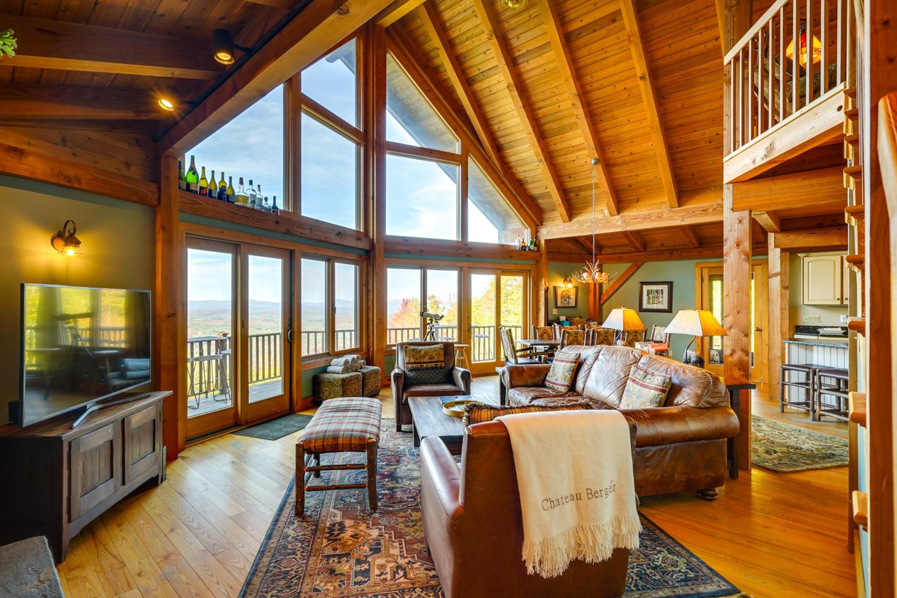 4 Mi to Stratton! Group Getaway with Deck and Views