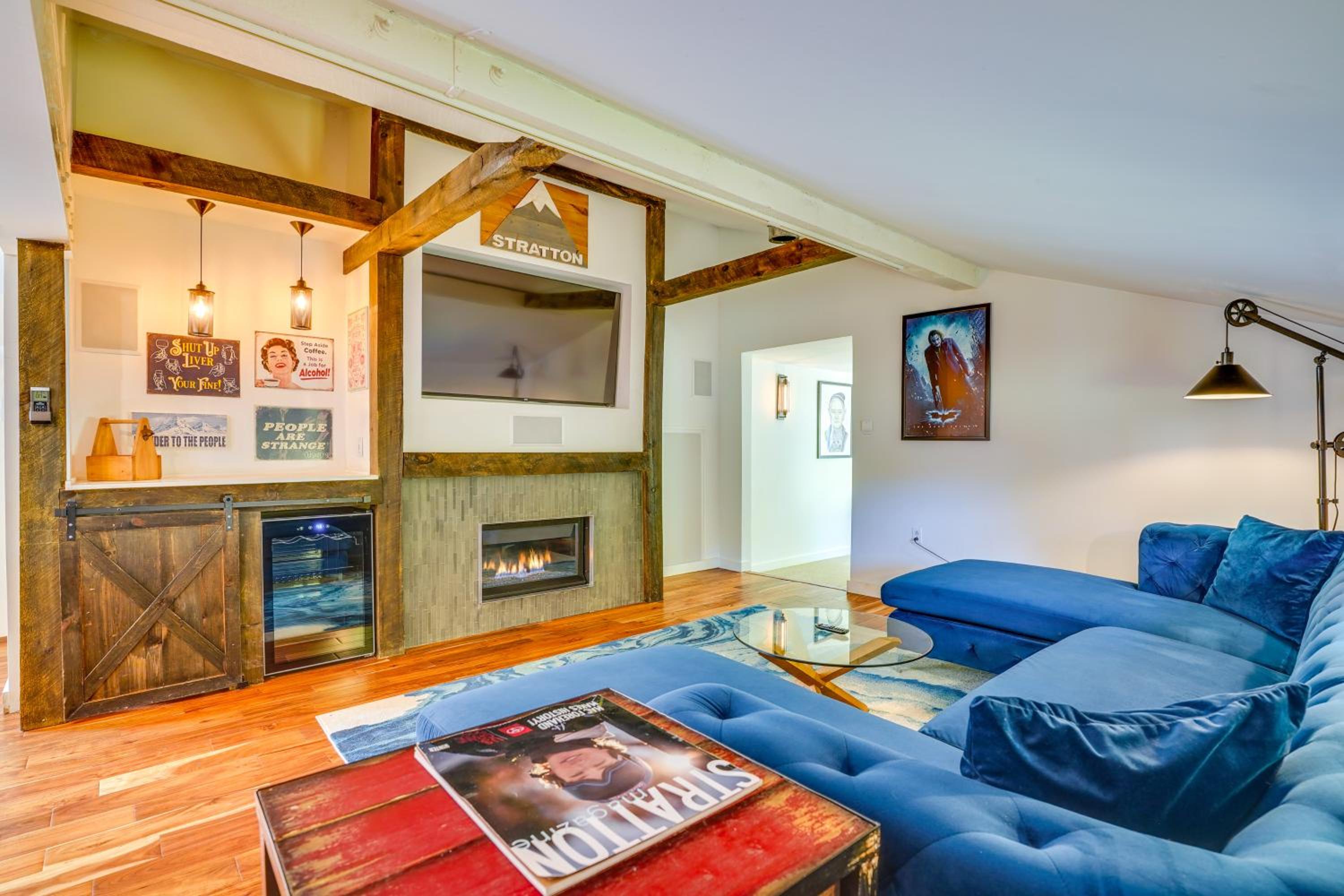 Luxe 5,000 Sq Ft Retreat 5 Mi to Stratton Resort