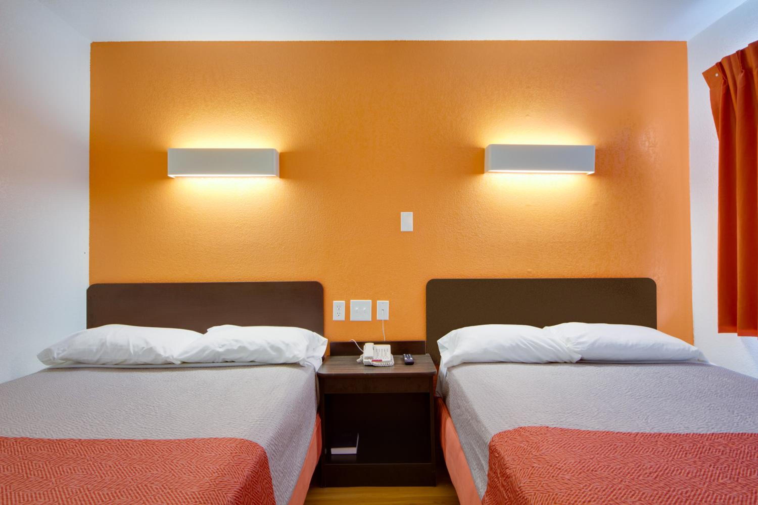 Muskogee Vacations - Avera Suites - Property Image 5