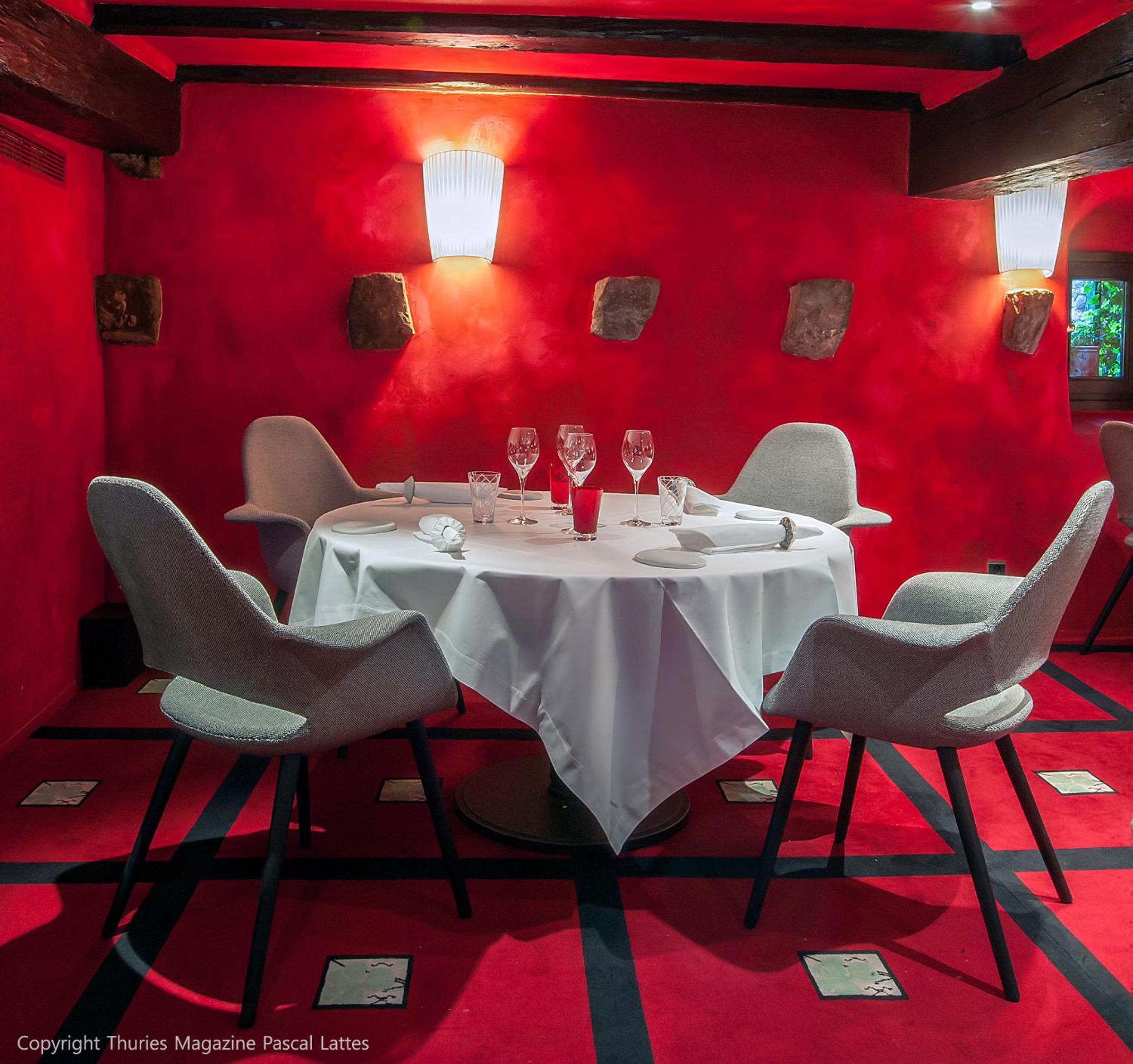 Le B. Suites, Chambres & Restaurant