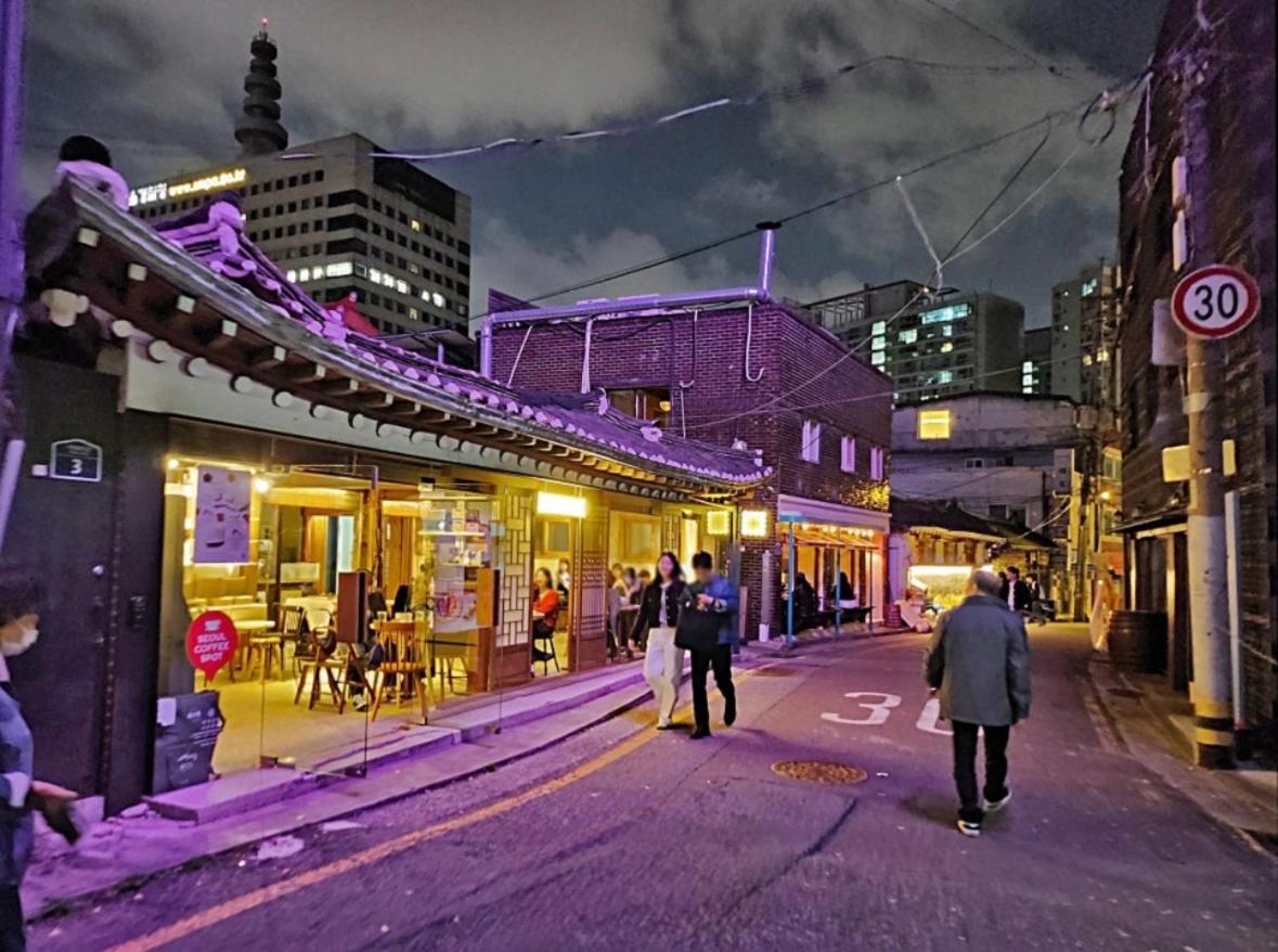 Heyhome Seochon, Semi-Basement