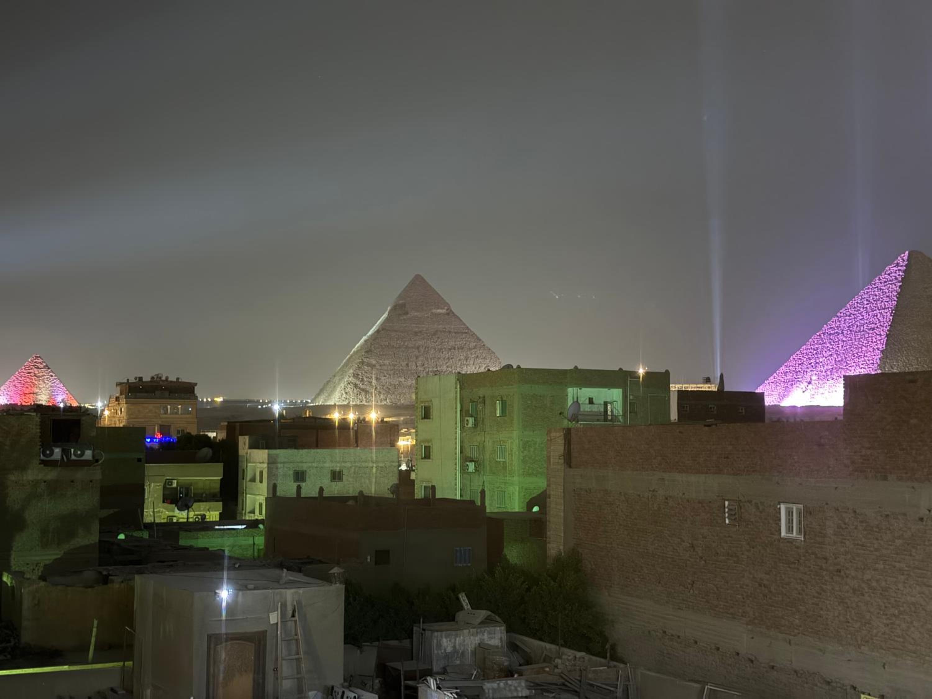 Alaska Pyramids View Inn