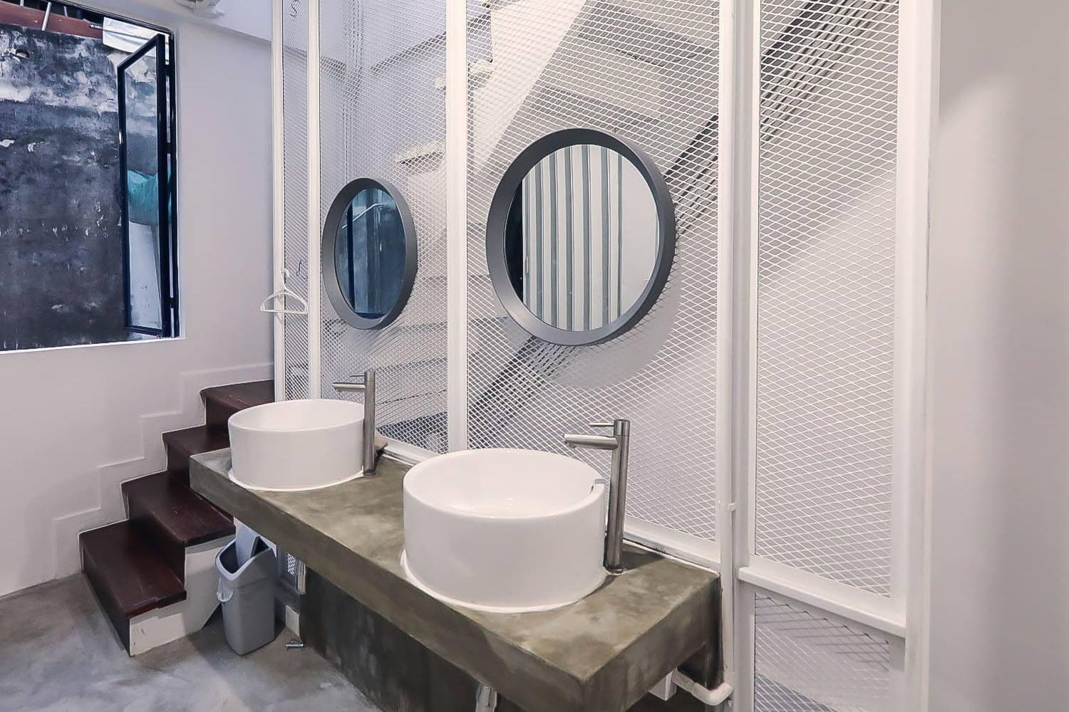 LCT Hostel Bangkok