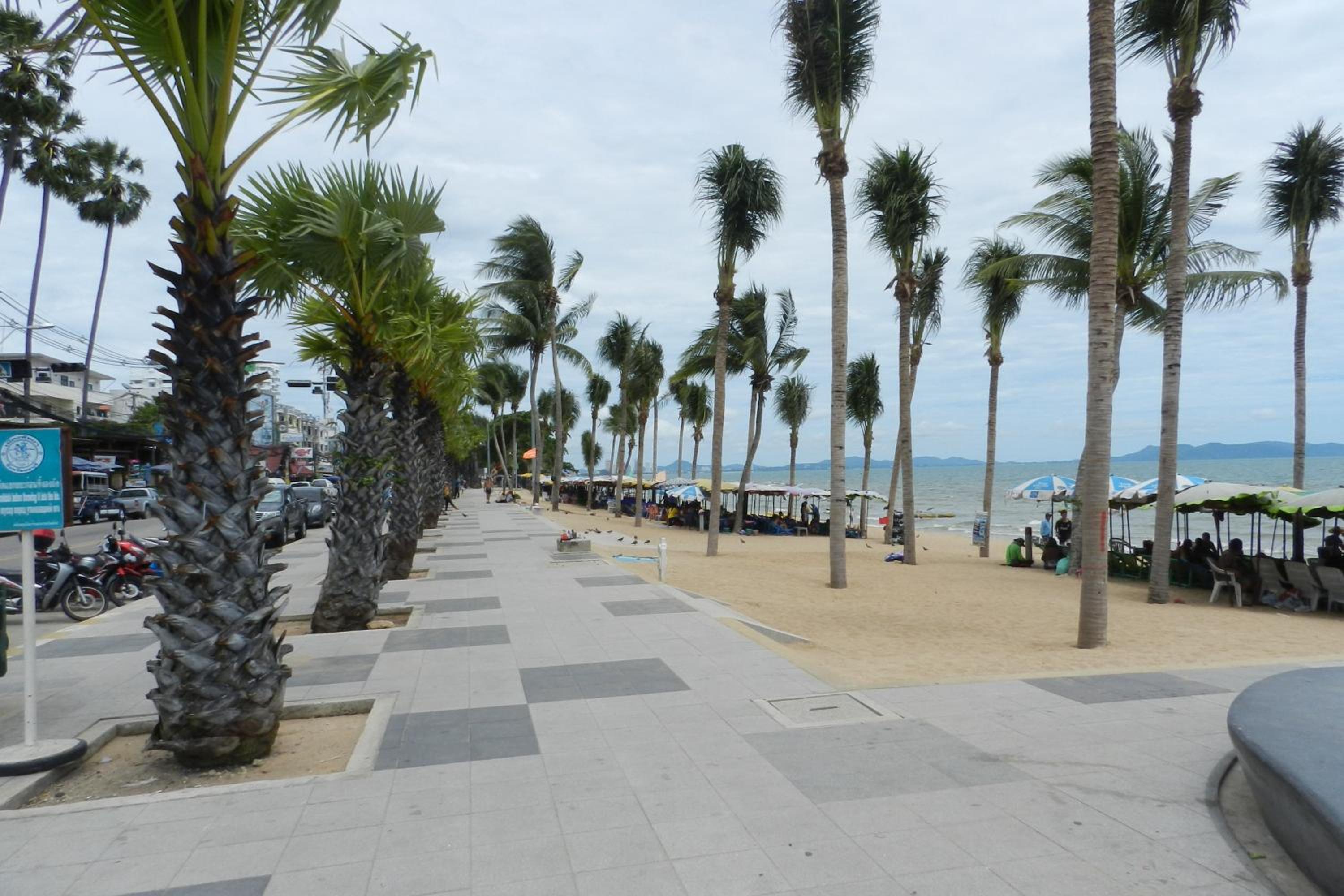 Jomtien PLAZA Condotel