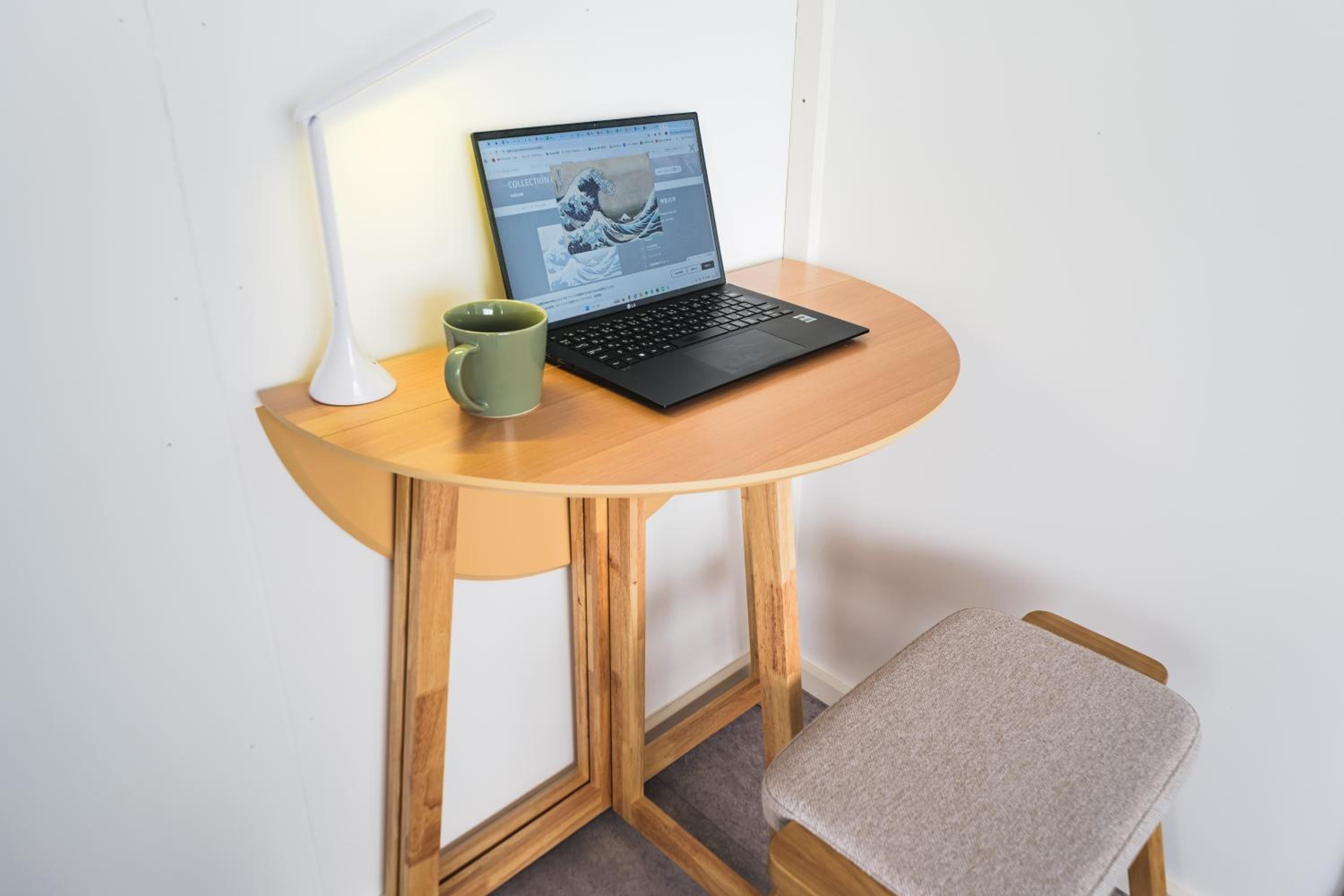 Comfy Stay Tokiwadai 2minute walk from Tokiwadai Station Ikebukuro 9min Shinjuku 14min Shibuya 18min Max 4guests Many restaurants nearby hot spring Shrine