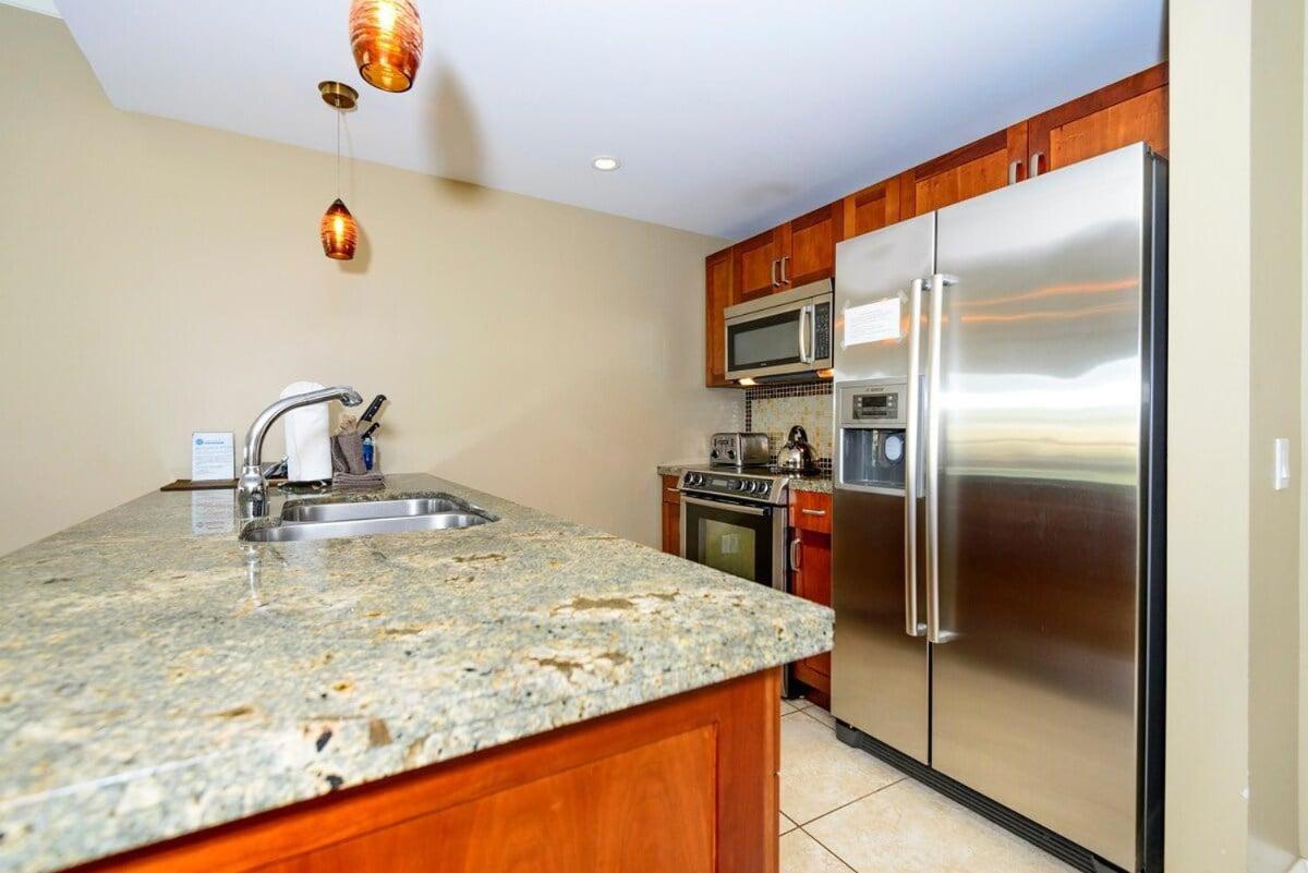 Honua Kai 1024 · HK 1024 Updated Beachfront Luxury Condo w Pool
