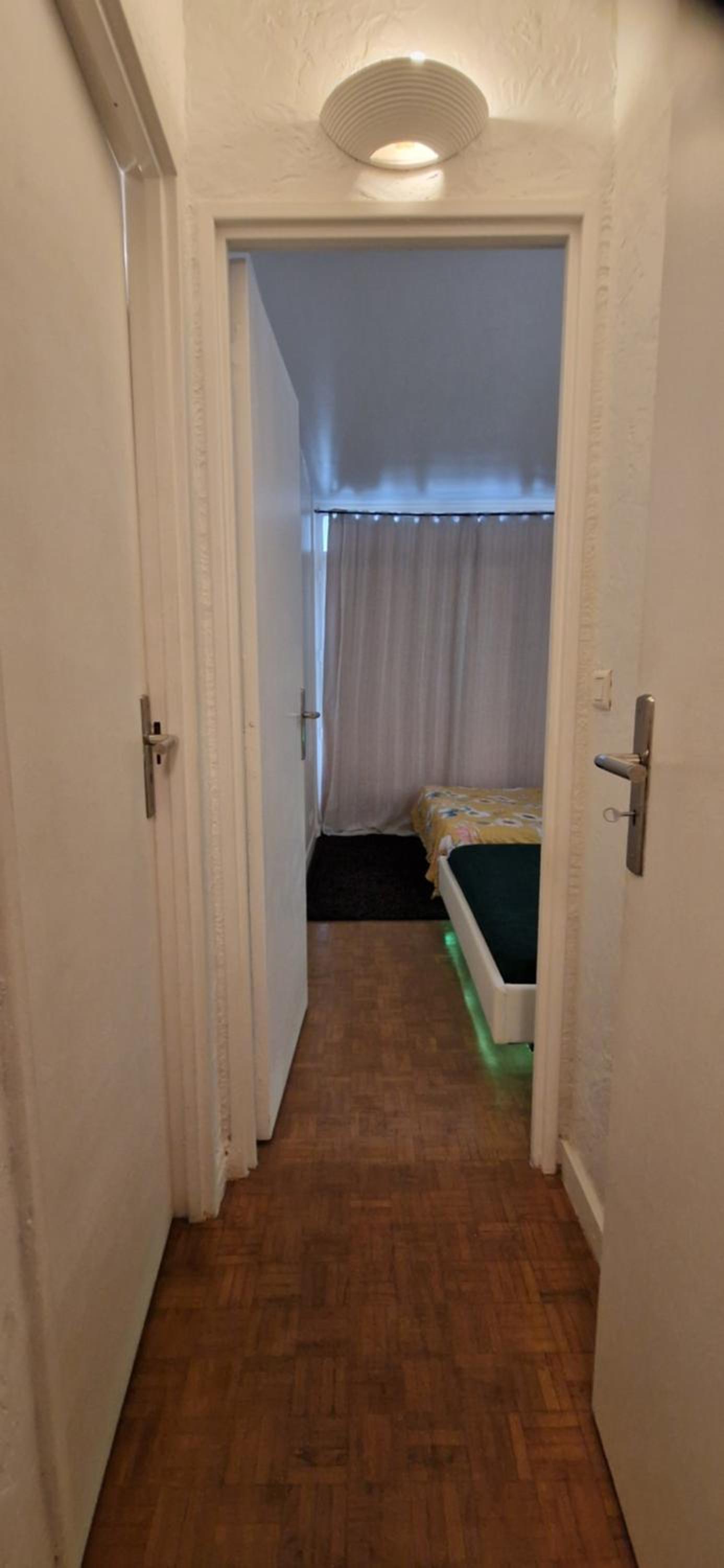Chambre pour 4 chez Rihani près de la Tour Eiffel