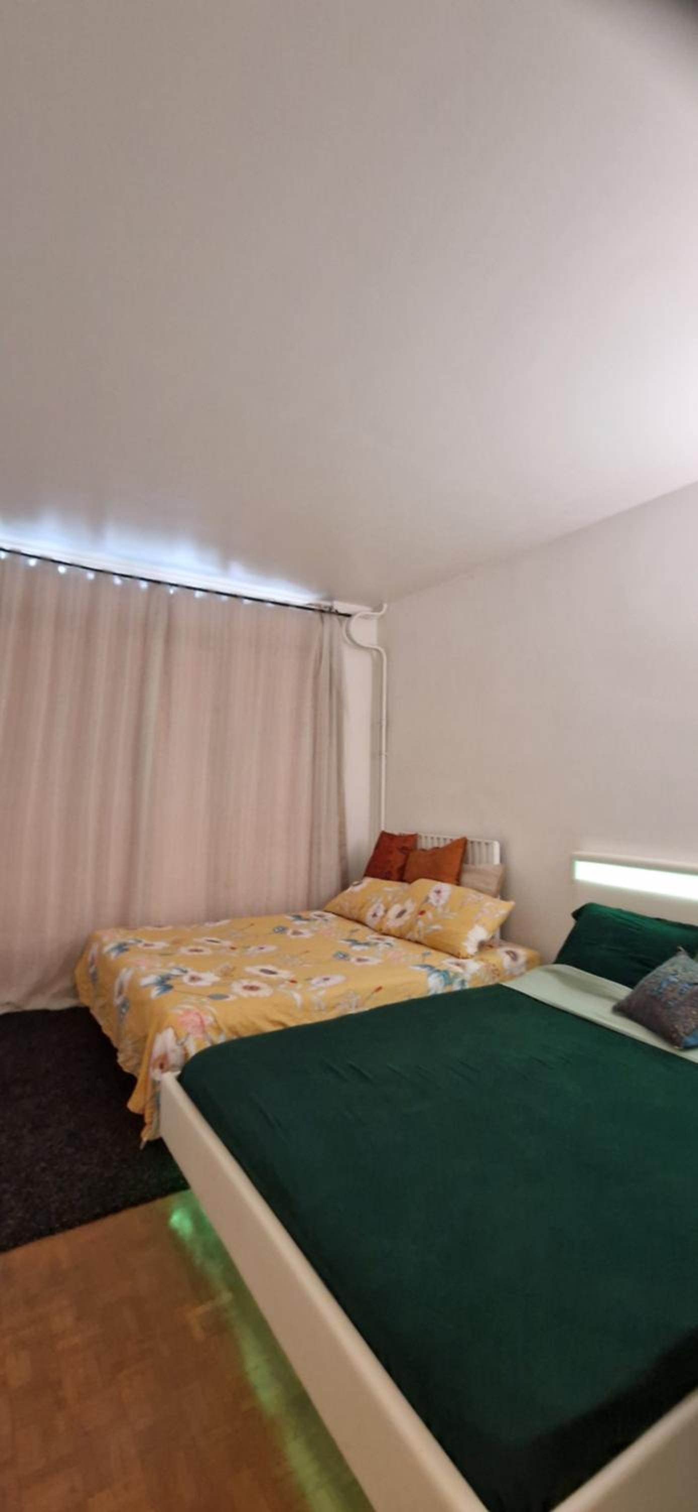 Chambre pour 4 chez Rihani près de la Tour Eiffel