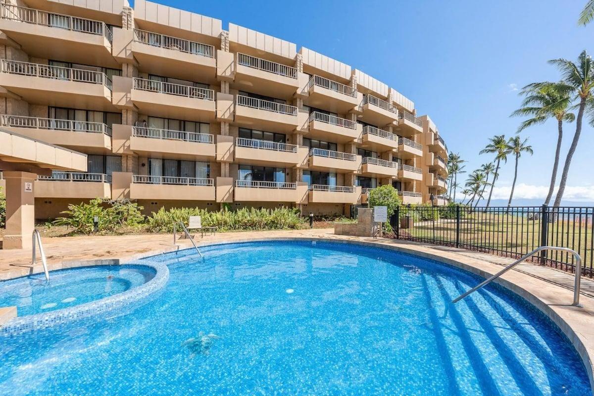 Paki Maui 217 · PM 217 Cozy 1BR Oceanfront Condo w Pool