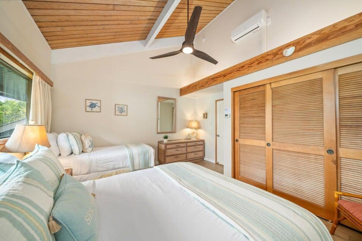 Kahana Village 17 · KHV 17 Spacious 2BD Condo w Oceanviews and S
