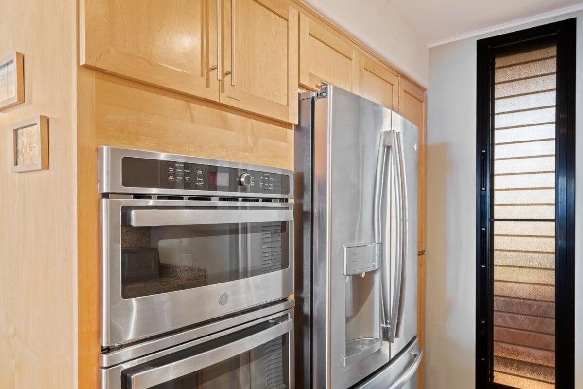 Kahana Villa E706 · KV E706 Breathtaking Oceanview 2BD With Cent