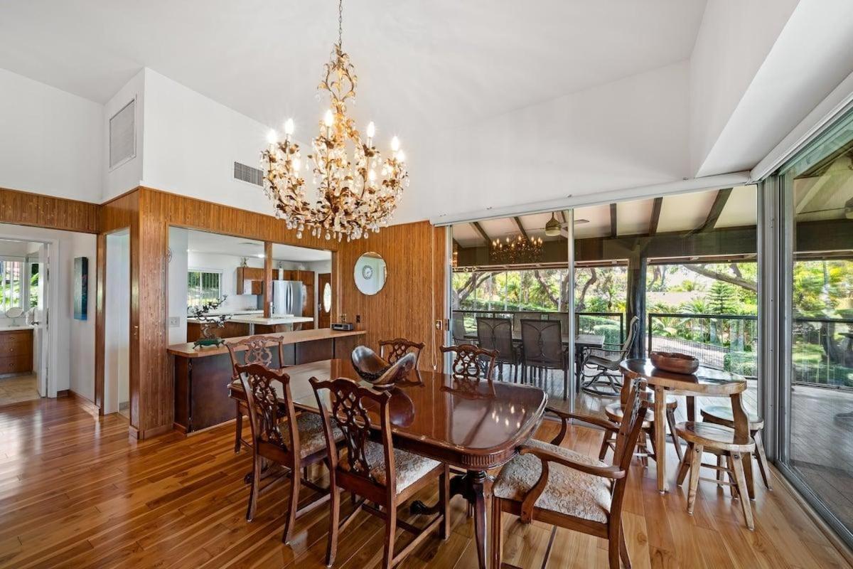 Hale Kalapu · Large Home 180° Ocean Views Walk2Beach Hale Kalapu