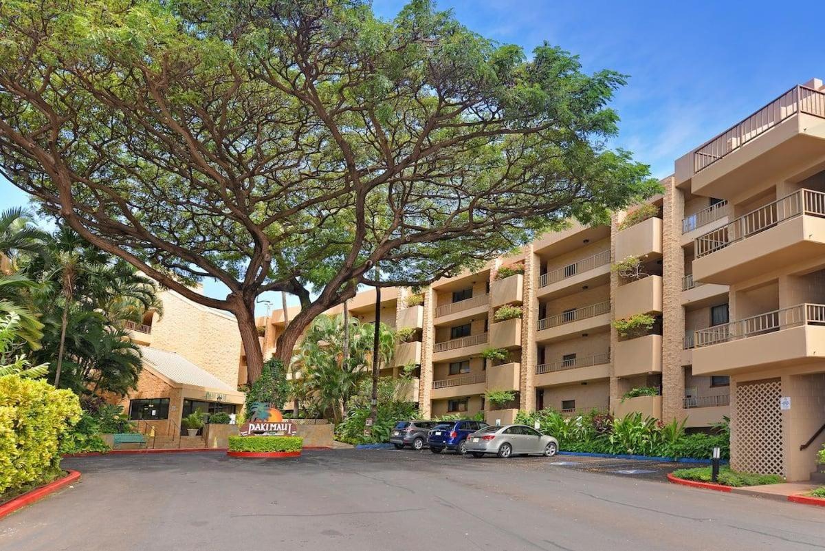 Paki Maui 301 · Direct Oceanfront Views Remodeled 2BD Condo
