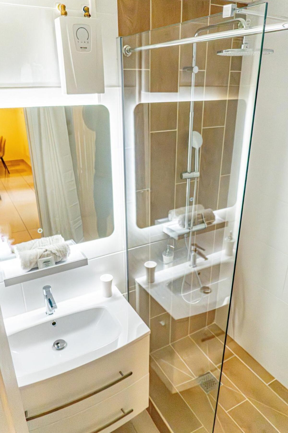CityRoss-Apt T3-2 chambres -4 pers-Ste Clotilde